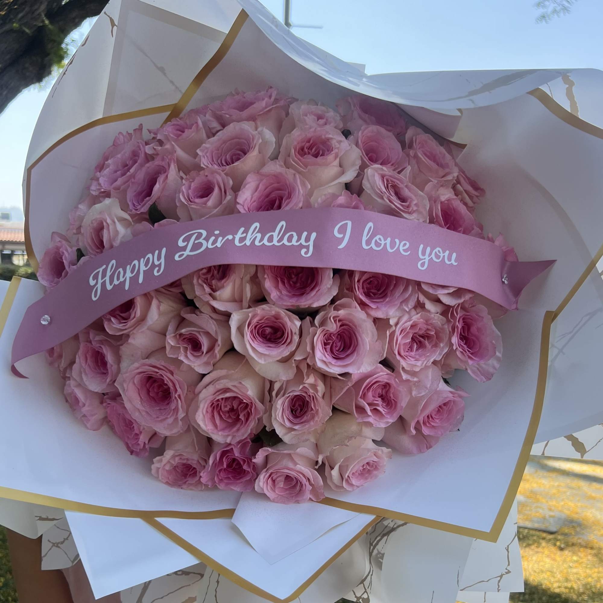 50 Pink Roses Birthday Label.