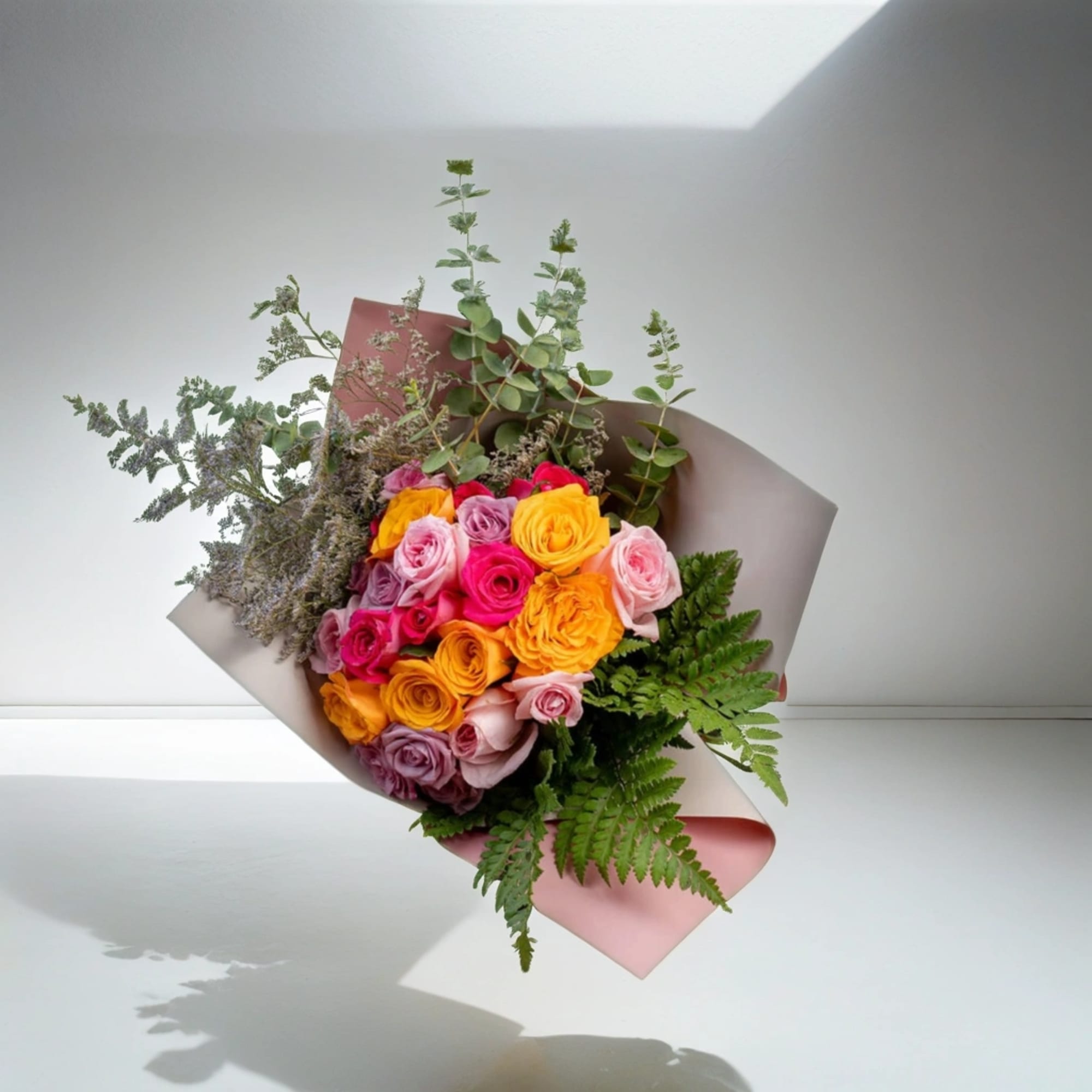 Mix roses Bouquet.  Mix roses Bouquet.