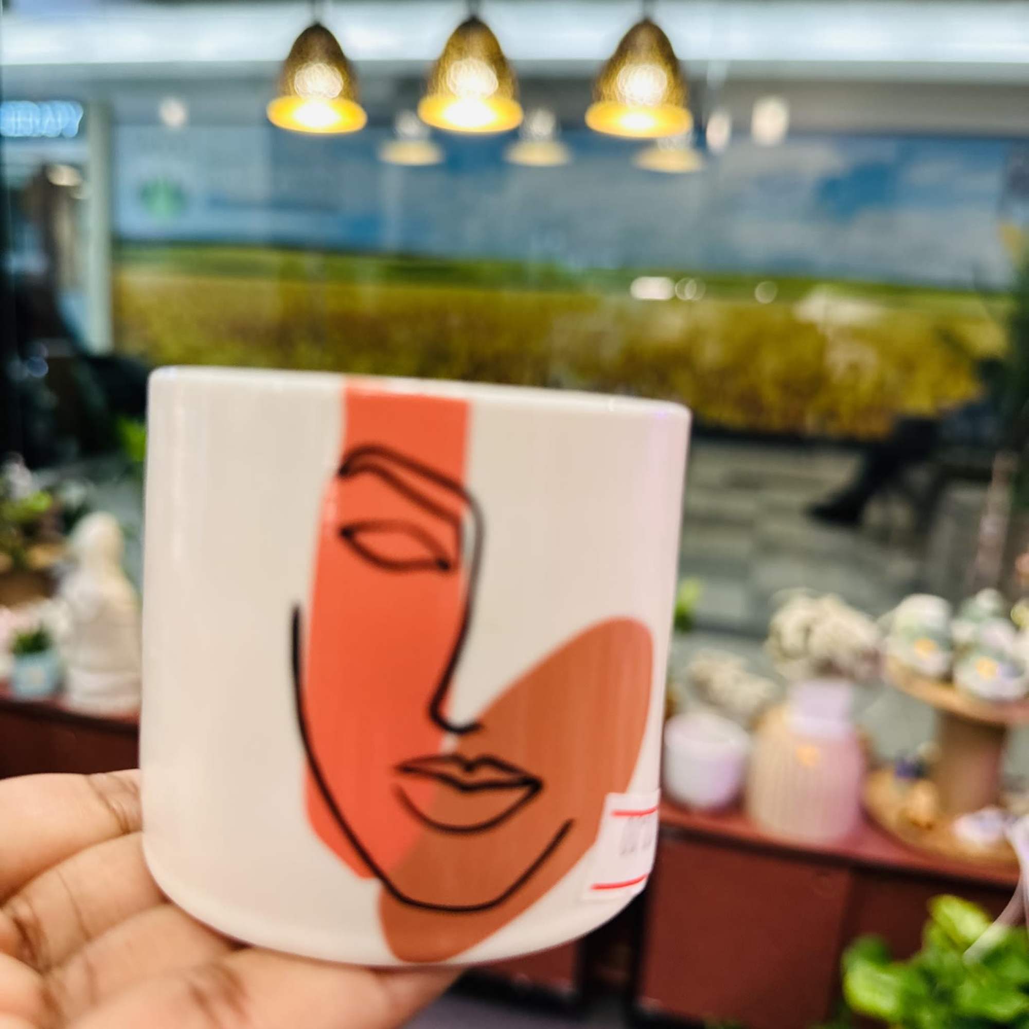 2.5&rdquo; inches
4.5&rdquo; inches