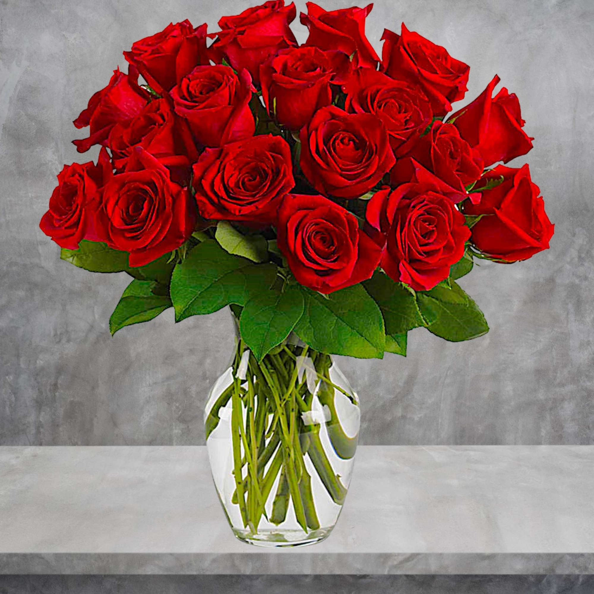 Many a heart has been won with luscious red roses. If there&#039;s