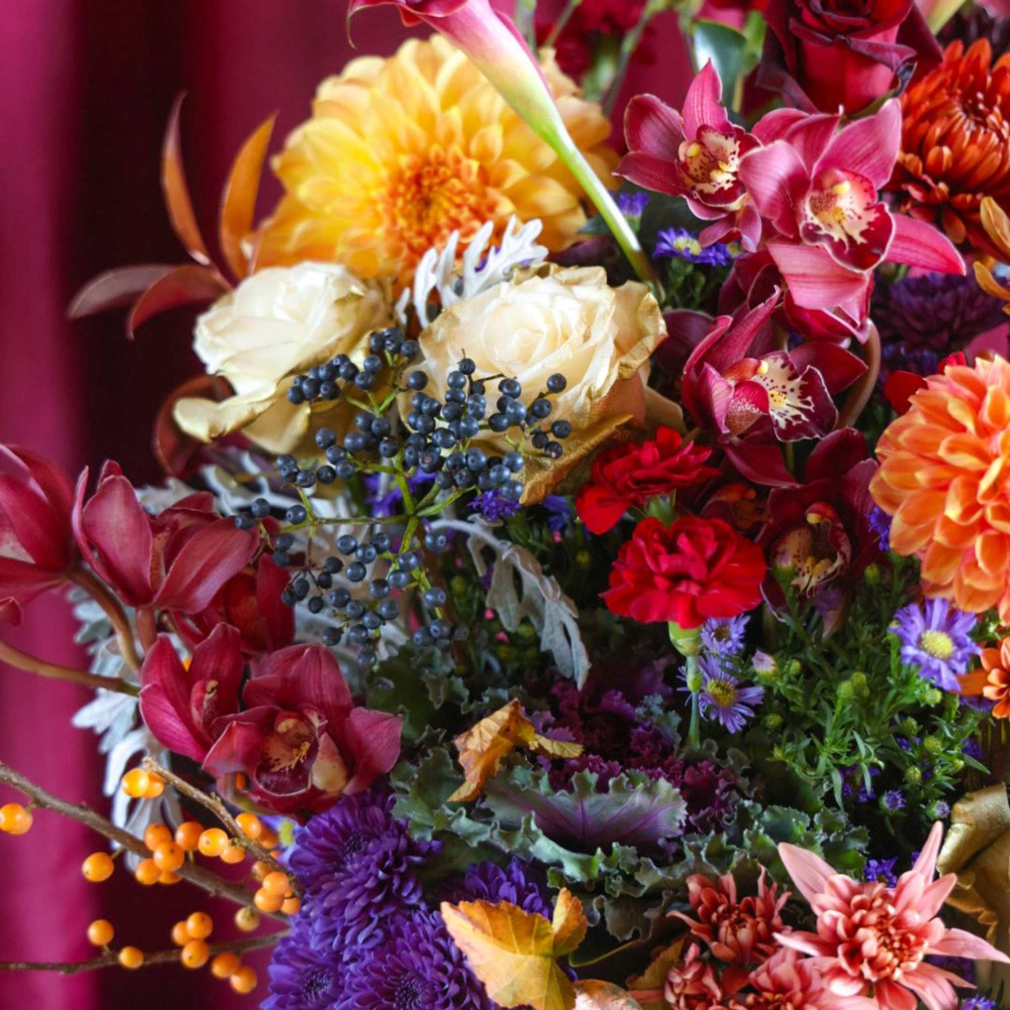 
Custom, one of a kind floral arrangements by floral artist Stacy Leafsong.

Photos