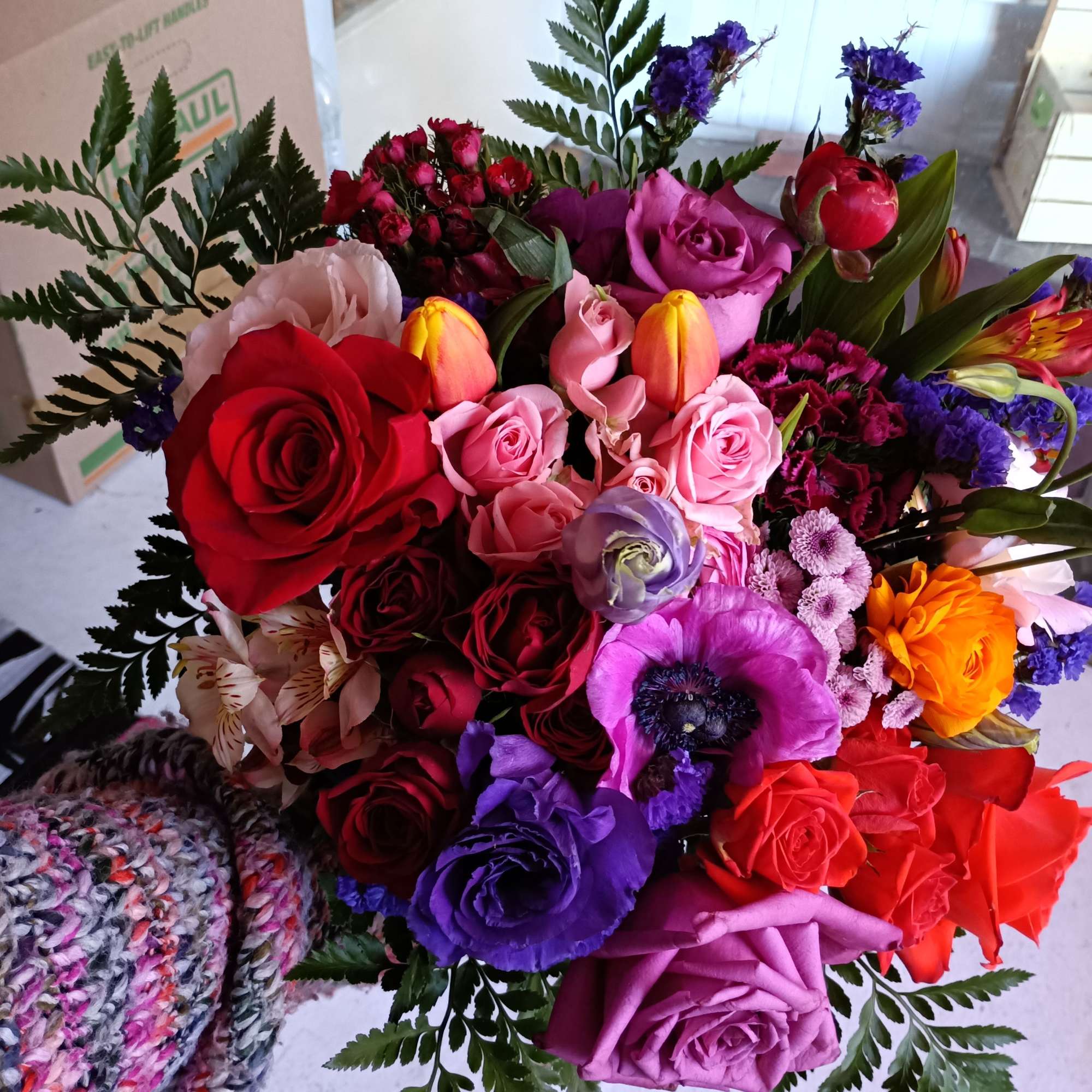 Juvel toes roses, alstroemeria, ranunculus, spay roes and other fillers vintage bridal