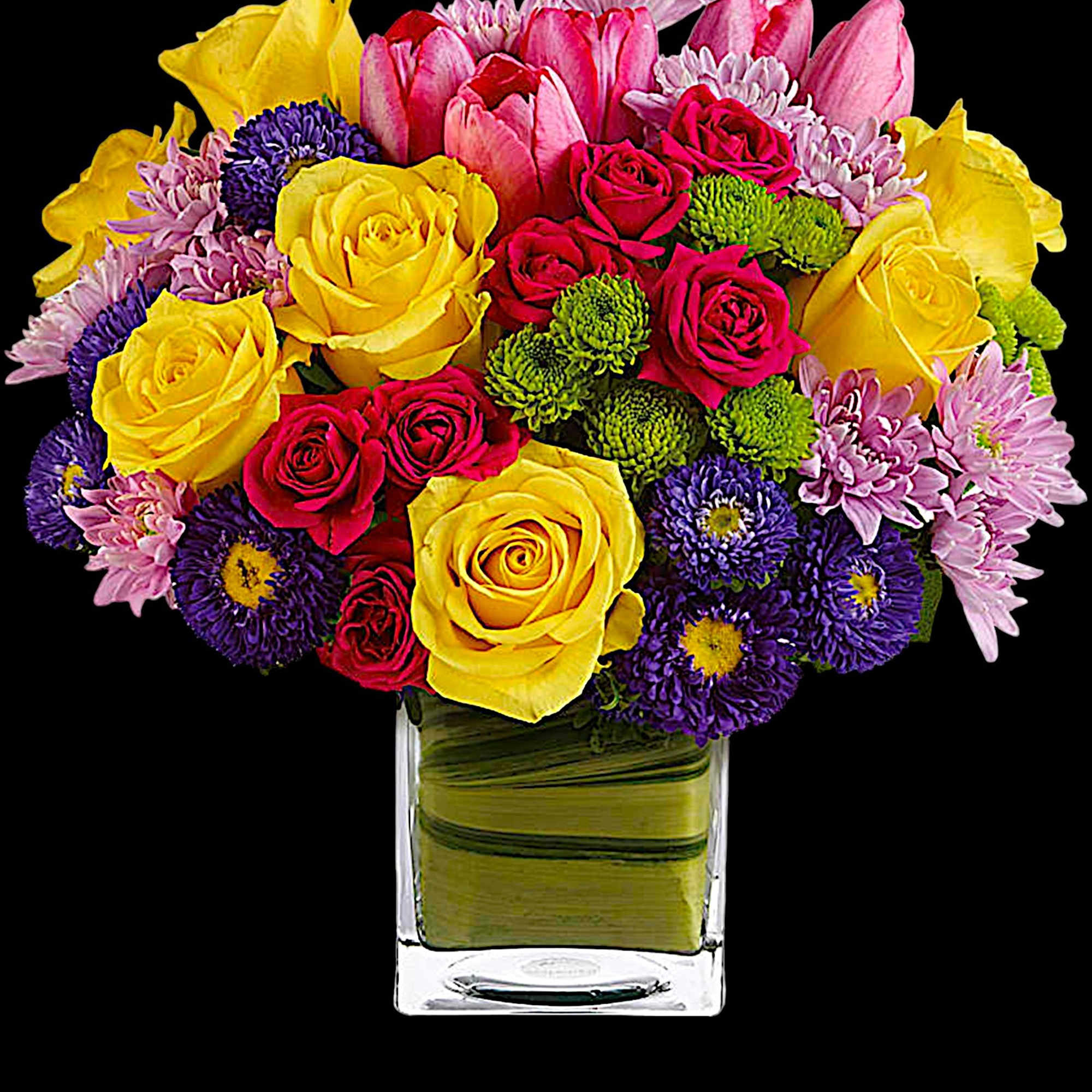 A chic, stylish twist on classic spring flowers! Creamy yellow roses pop