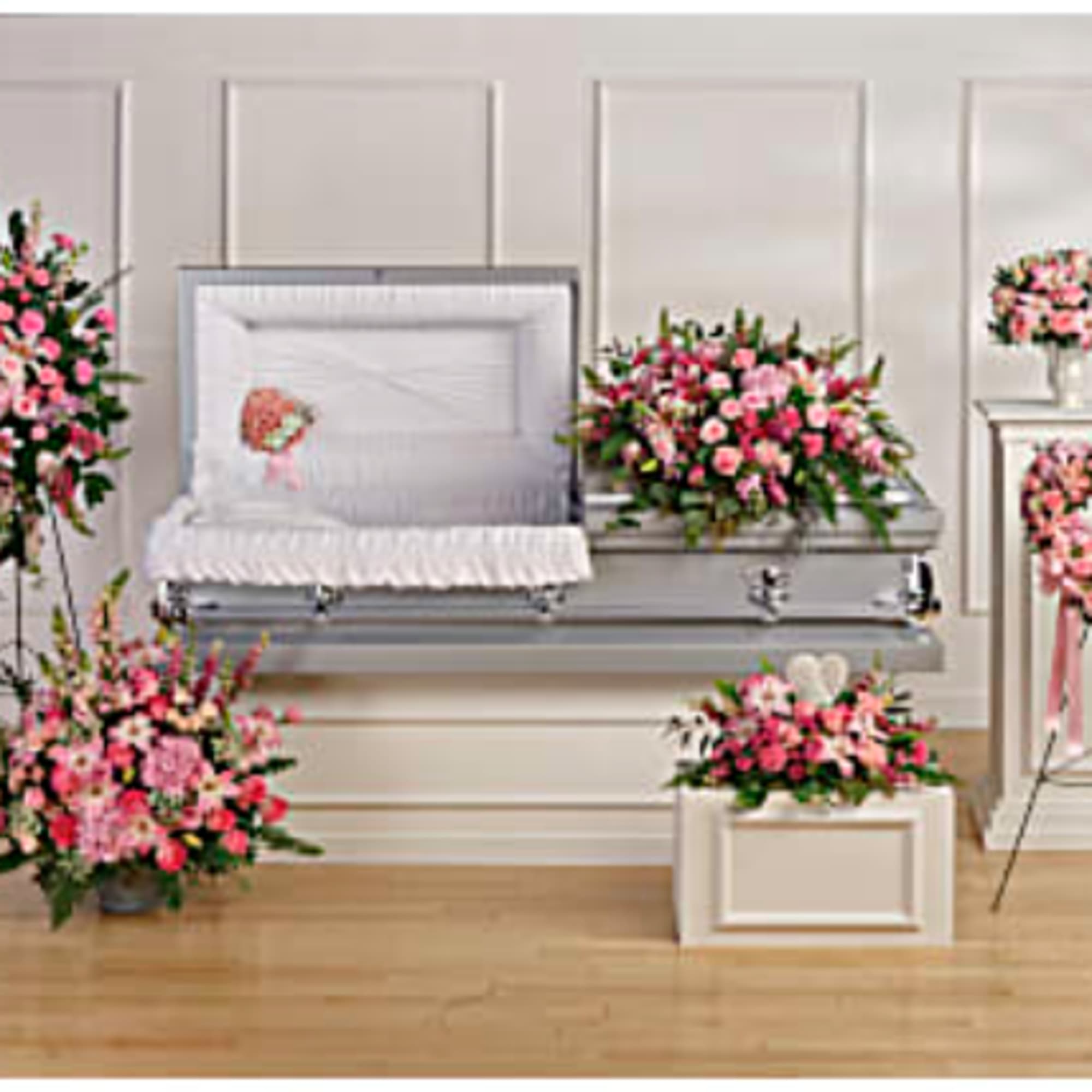 Set of 6 funeral arrangements: Casket, open heart standing spray, Full size Set of 6 funeral arrangements: Casket, open heart standing spray, Full size