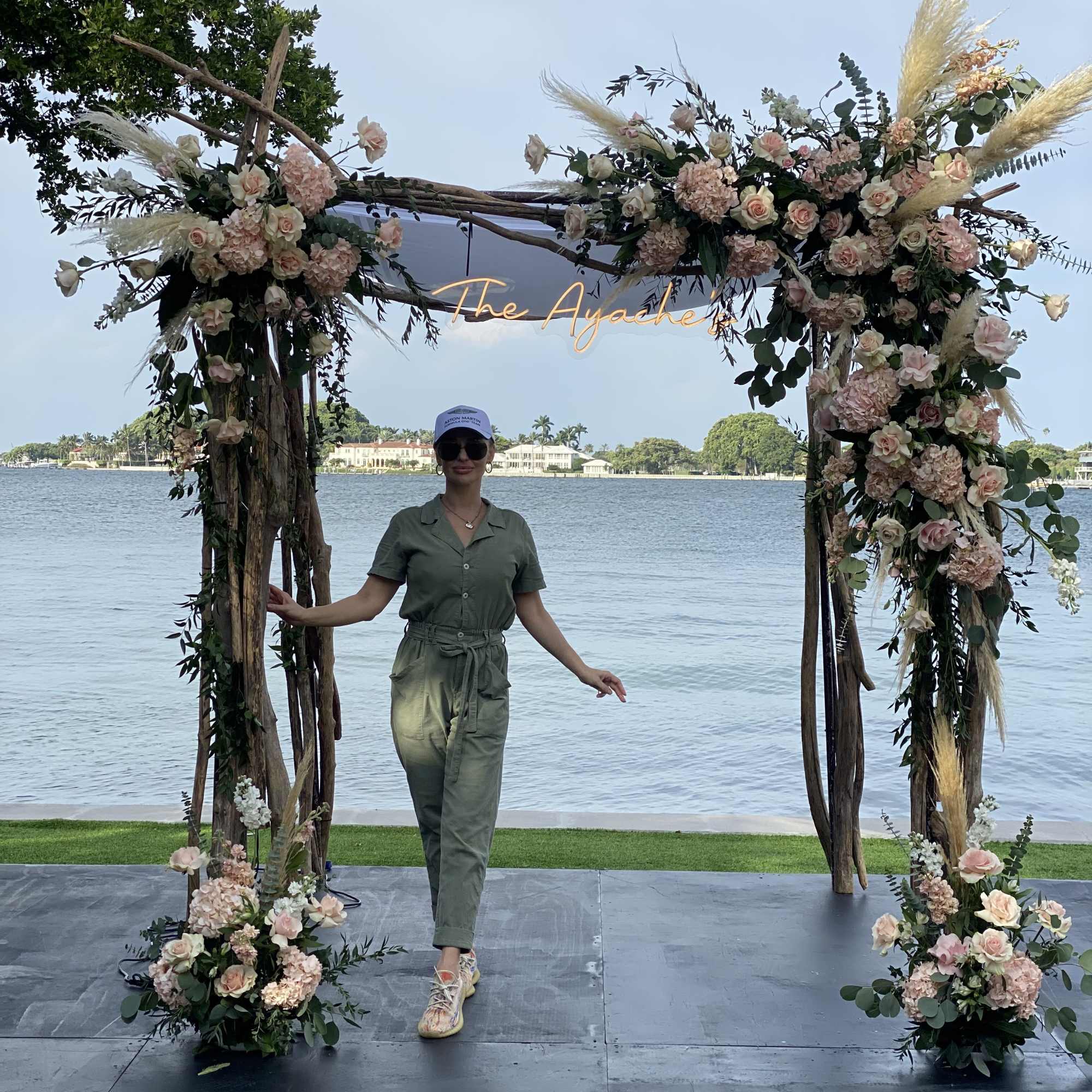 We are offering 3 wedding packages mix colours. All prices are approximate-