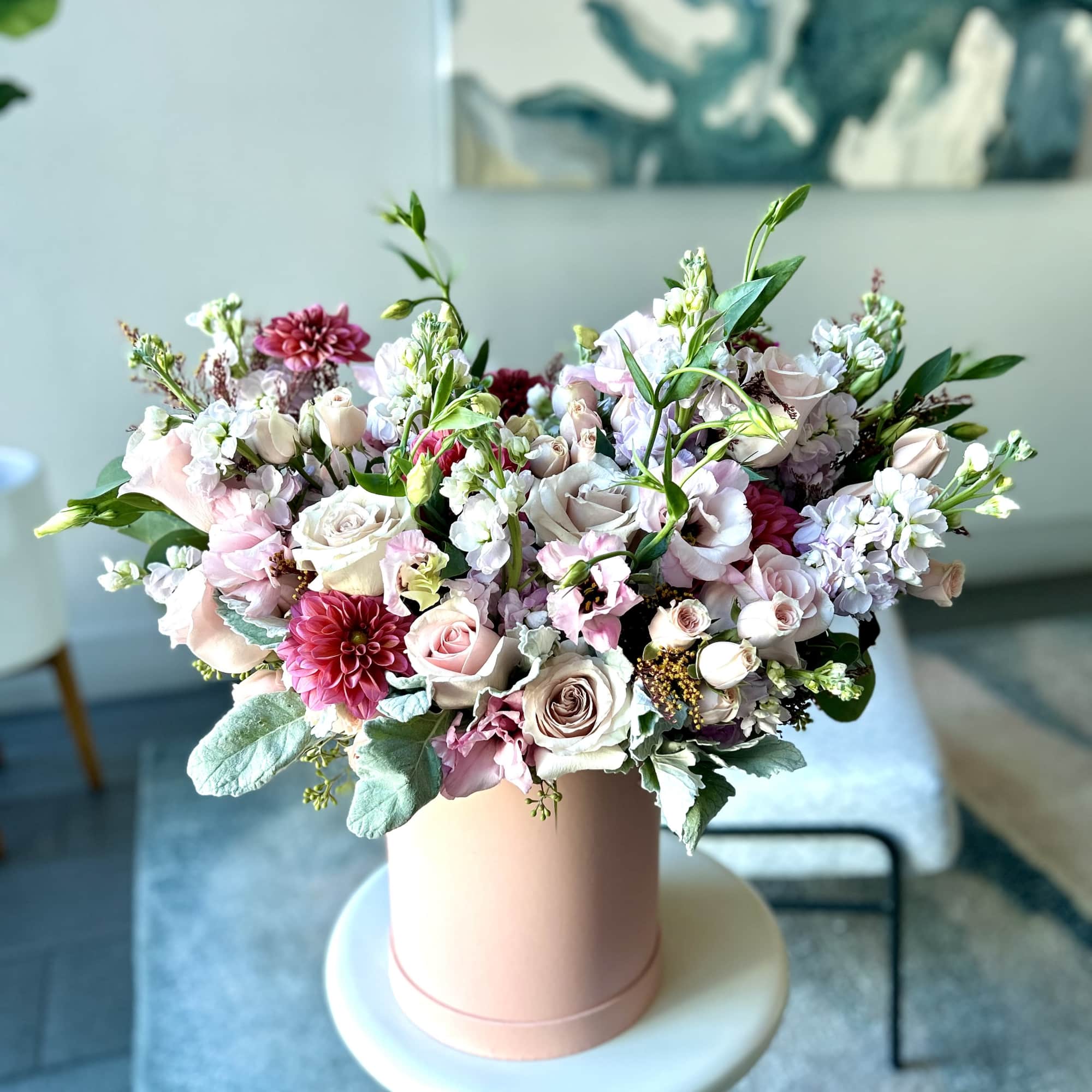 “Delicate Petals” captures the essence of romance with a tender arrangement of “Delicate Petals” captures the essence of romance with a tender arrangement of