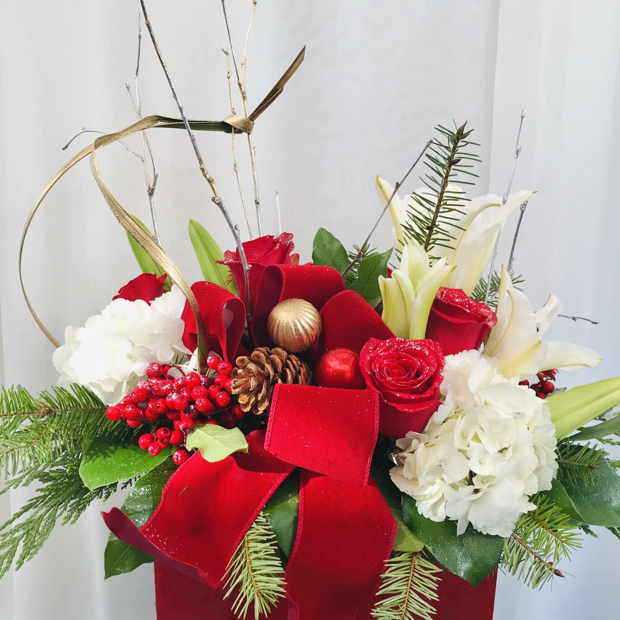 This arrangement is a lovely centerpiece for any home. It comes with