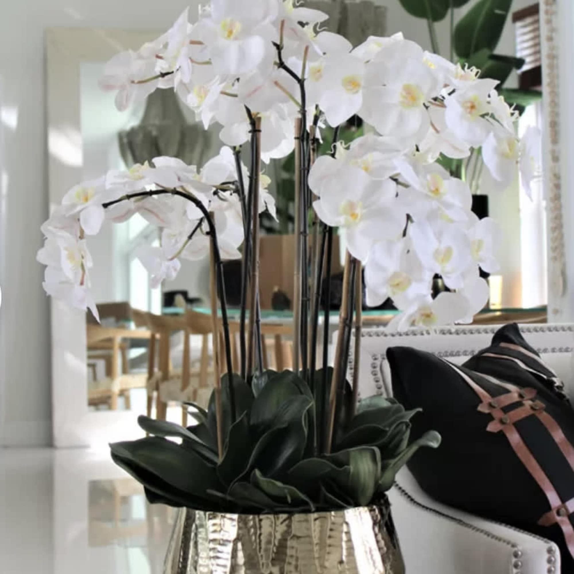 This will last and continue to impress. Full size and luxury style.