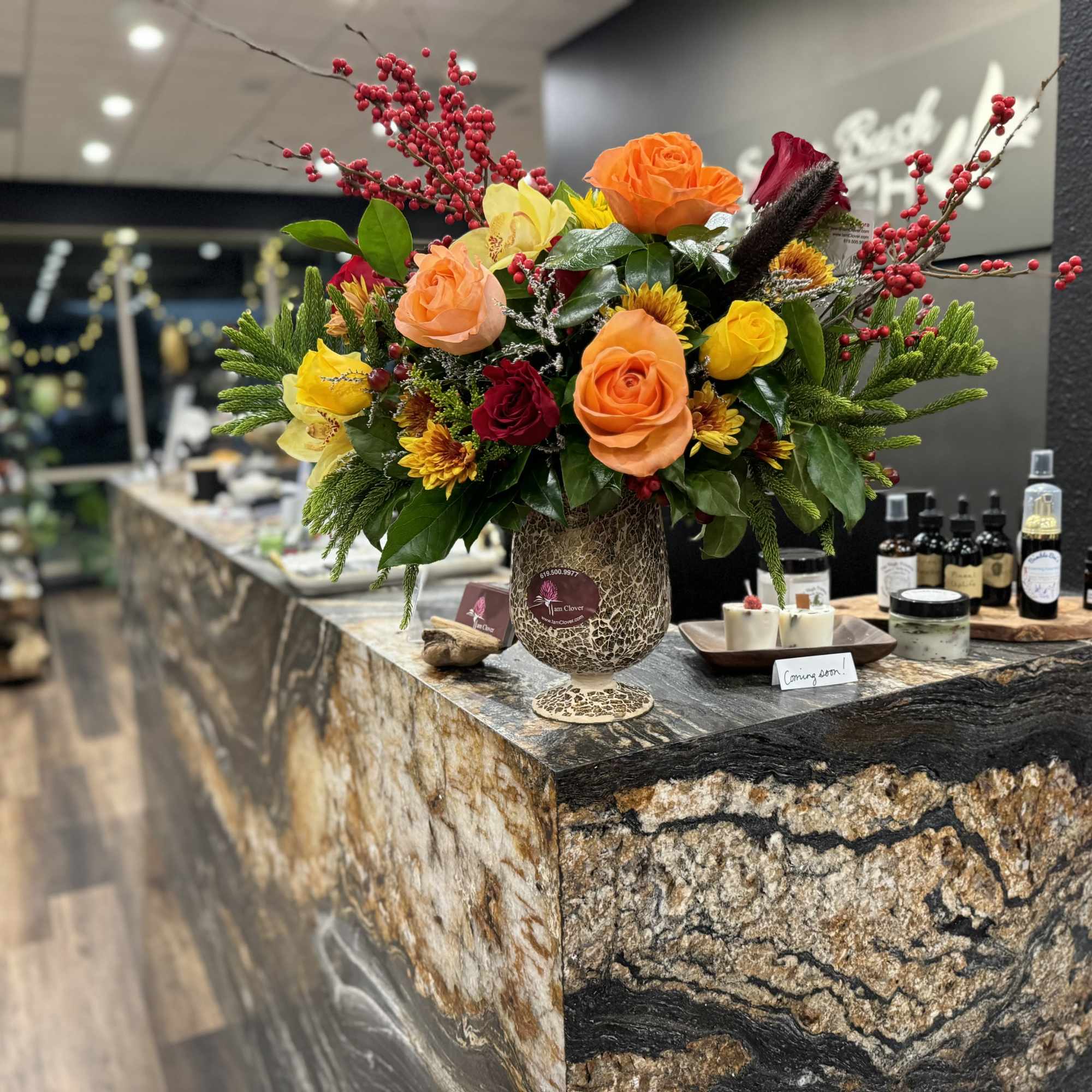 Fall Elegance Arrangement
Bring joy to your cherished ones with this exquisite Fall