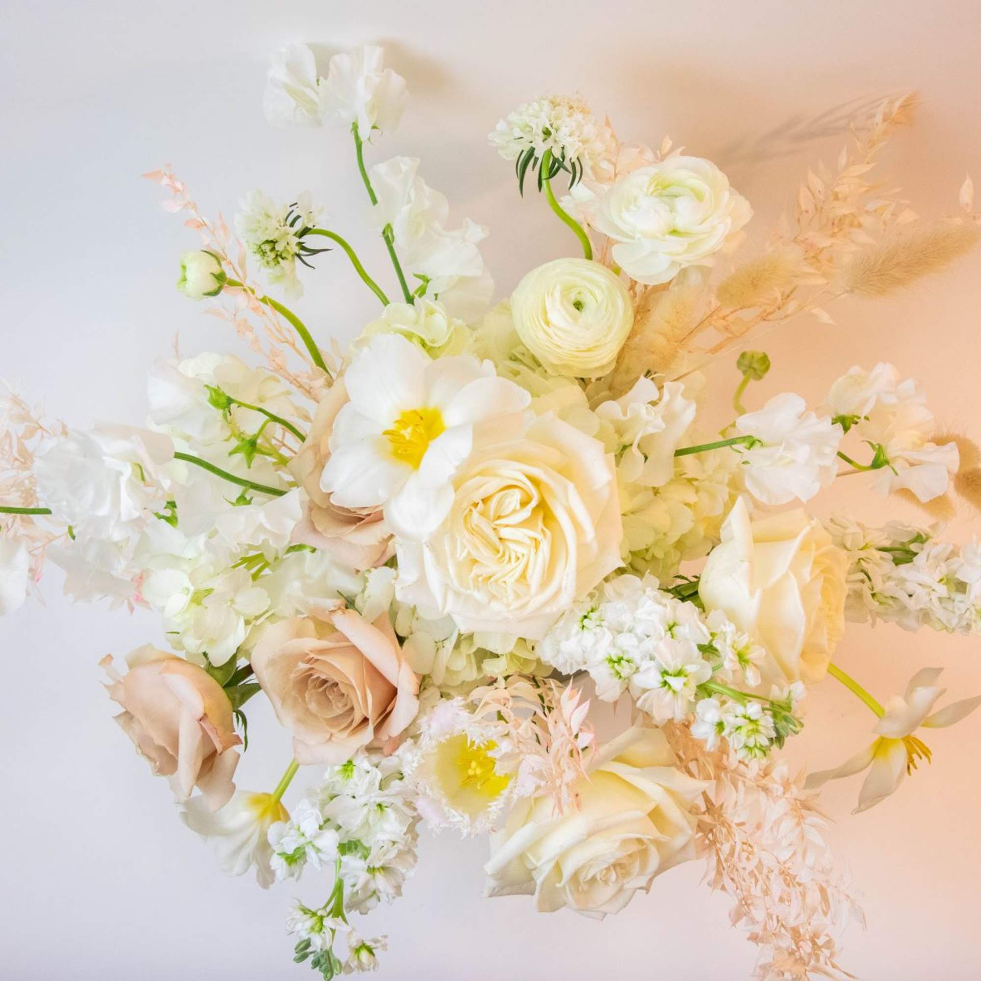 A stunning centerpiece! Ethereal feels like the perfect word to describe these