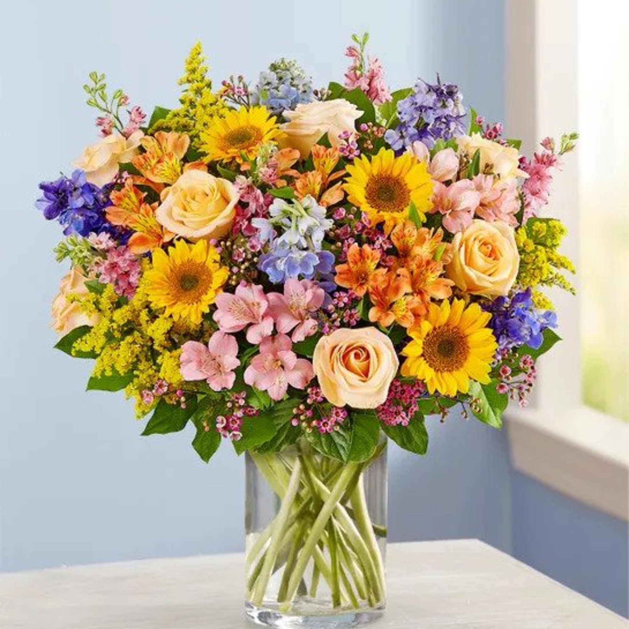 There&rsquo;s so much to love about spring&hellip;but it&rsquo;s the bright, beautiful blooms