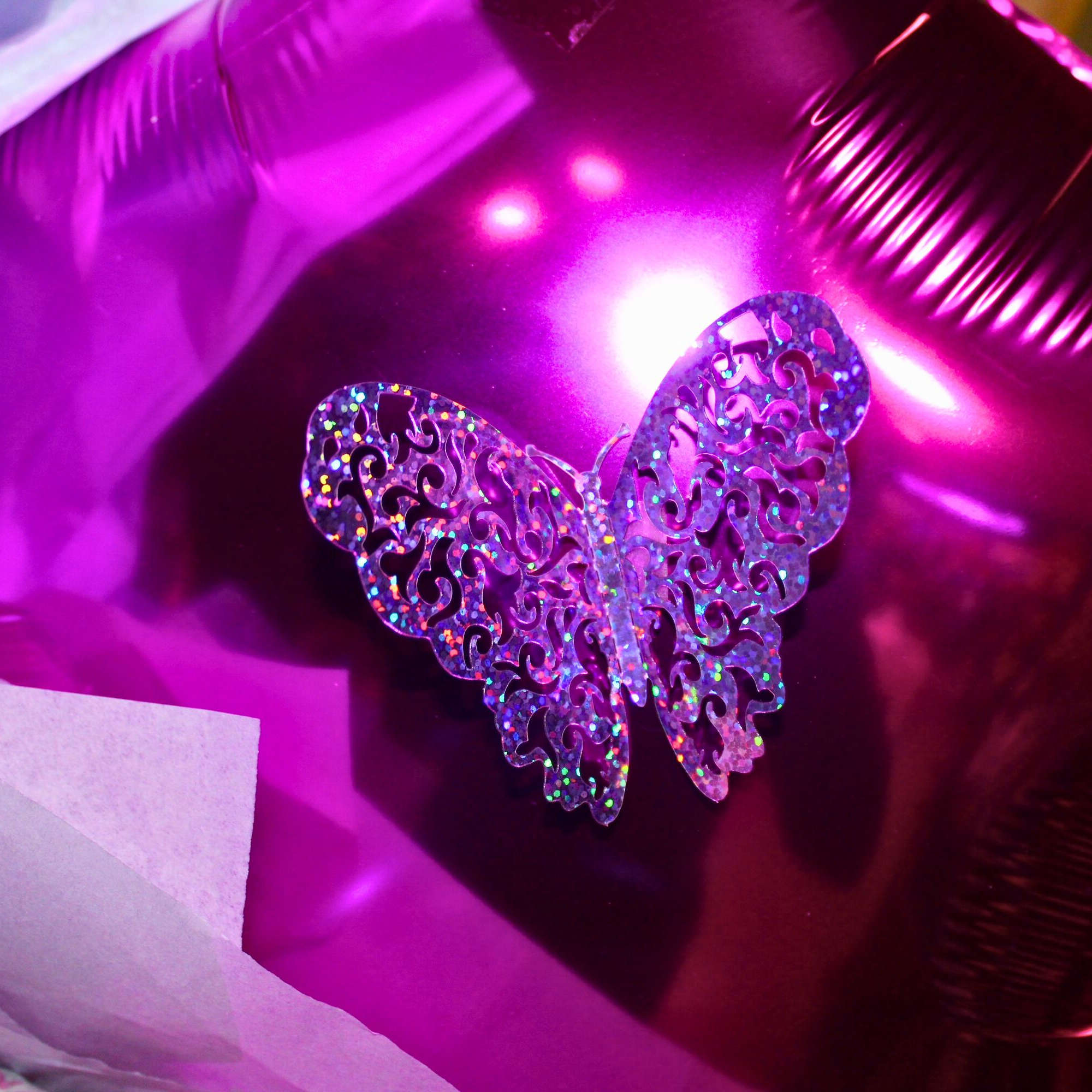 Featuring Trending Jumbo &quot;Hello Kitty&quot; and &quot;My Melody&quot; character balloons, Purple and