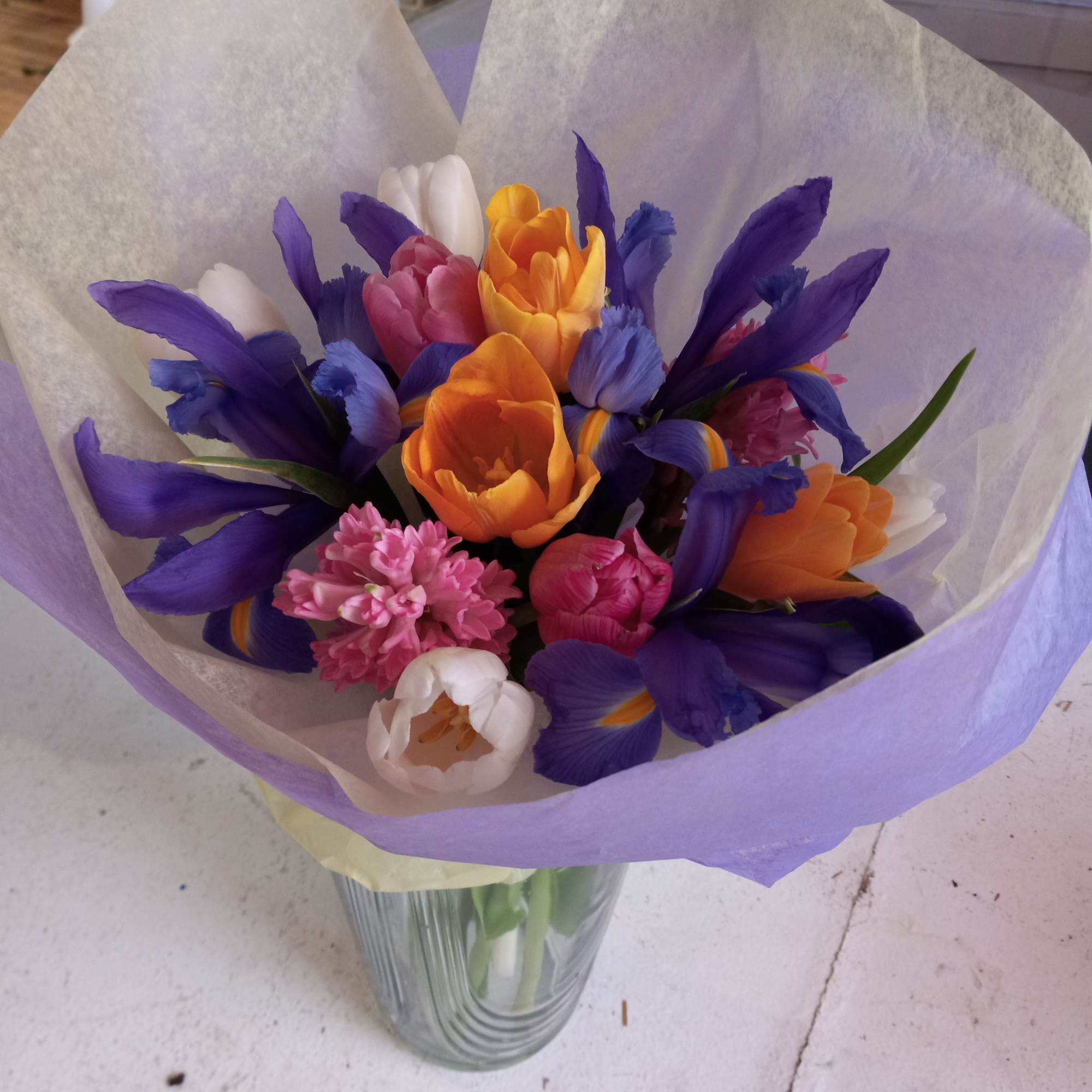 Fresh as spring it self, spring mix contains all the spring bulb