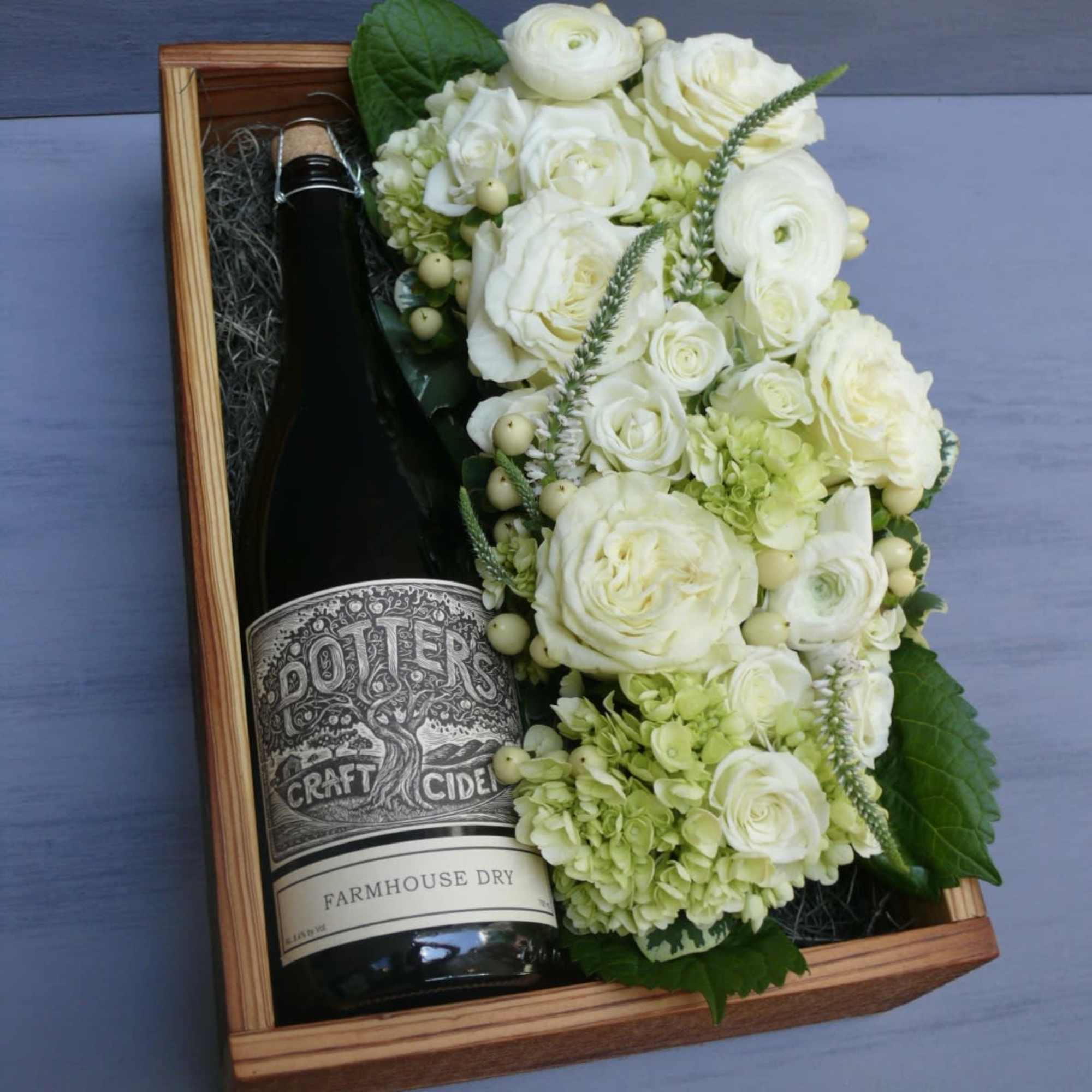 A beautiful wooden gift box, locally hand-crafted from reclaimed wood. Potter&#039;s Craft