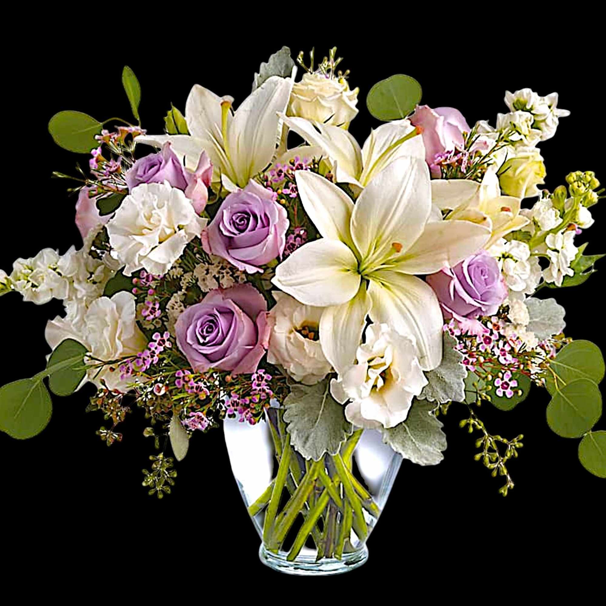 Luxe in love! Pale lavender roses, creamy white lilies and delicate greens