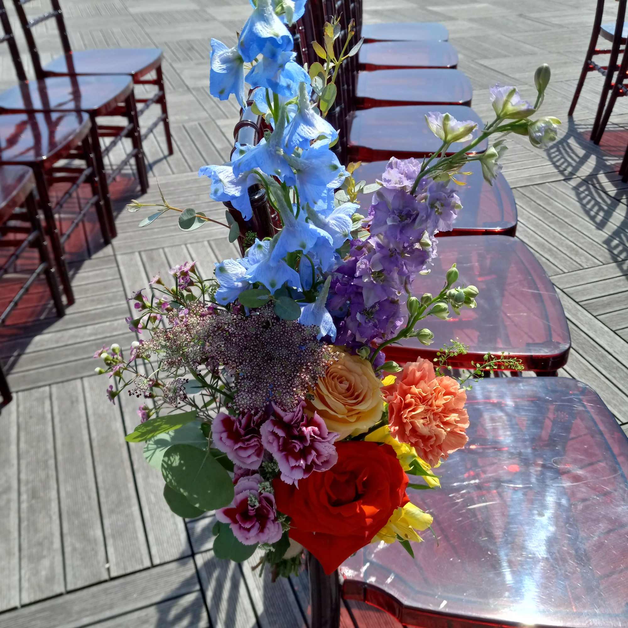 Beautiful small pew chair bouquets 