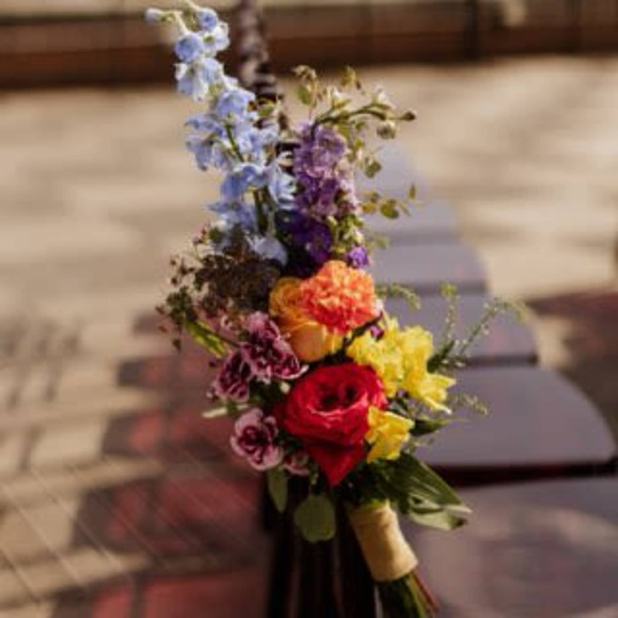Beautiful small pew chair bouquets 