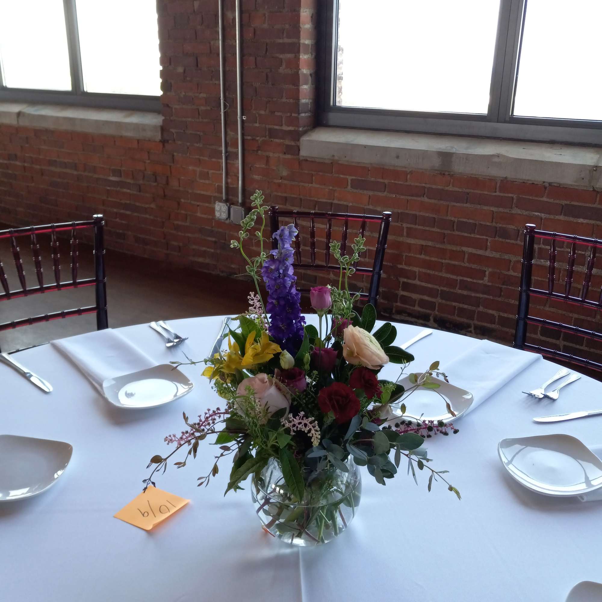 Beautiful cozy small rustic centerpieces 