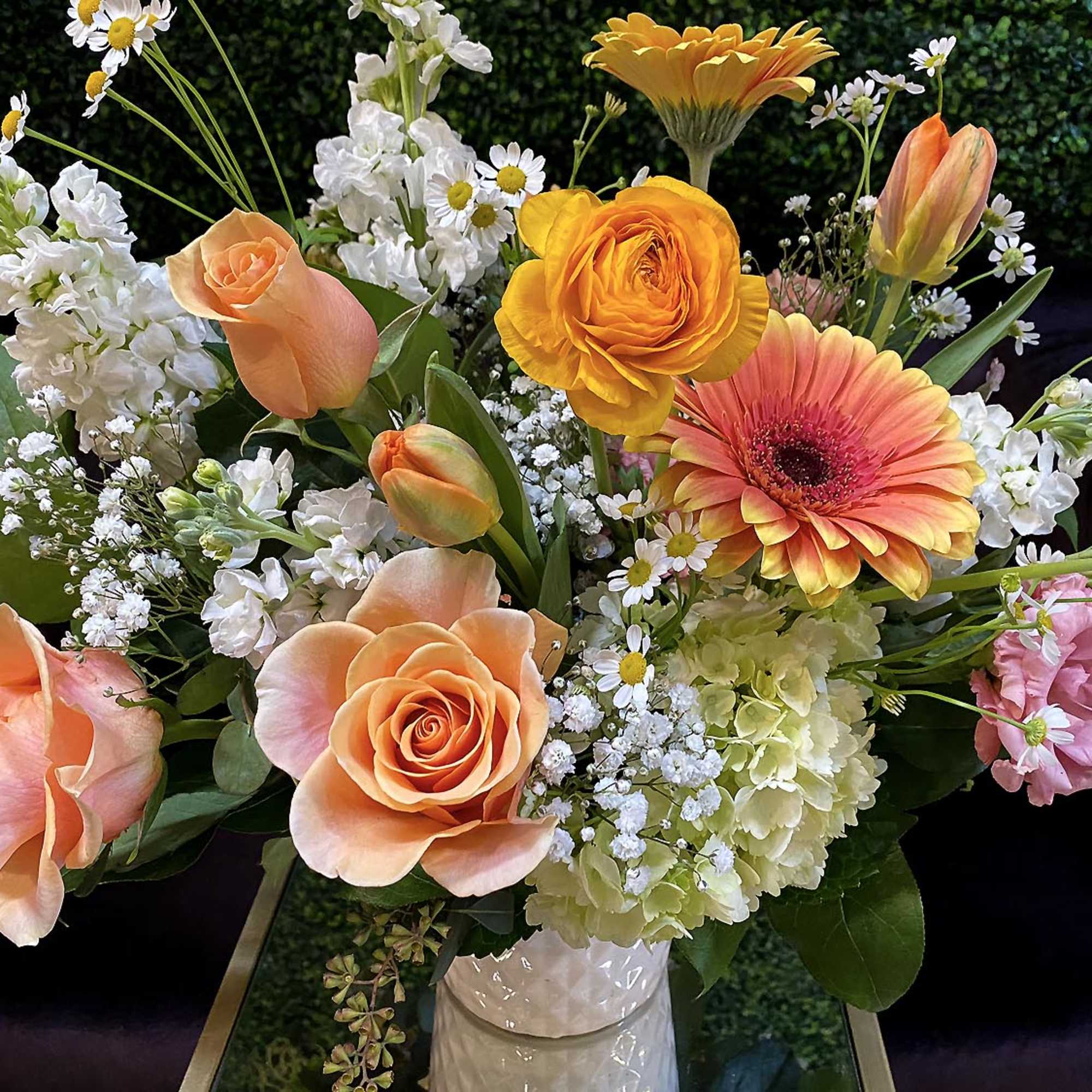 Fireworks can bring that spark to your arrangment!
This exciting garden style fireworks