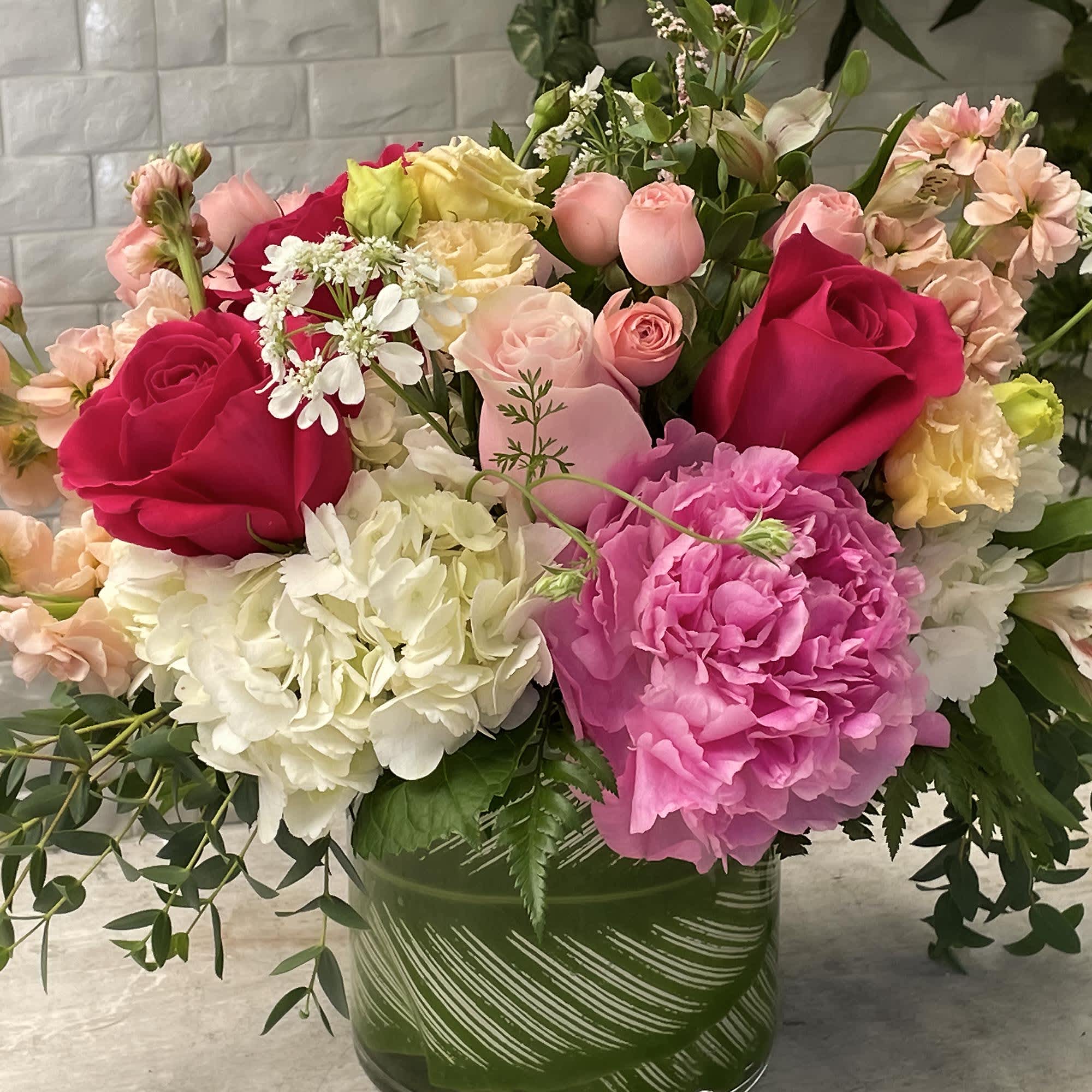 Stay out of the sun with a&nbsp;Gazebo from Palisades Flowers. Our&nbsp;Gazebo comes