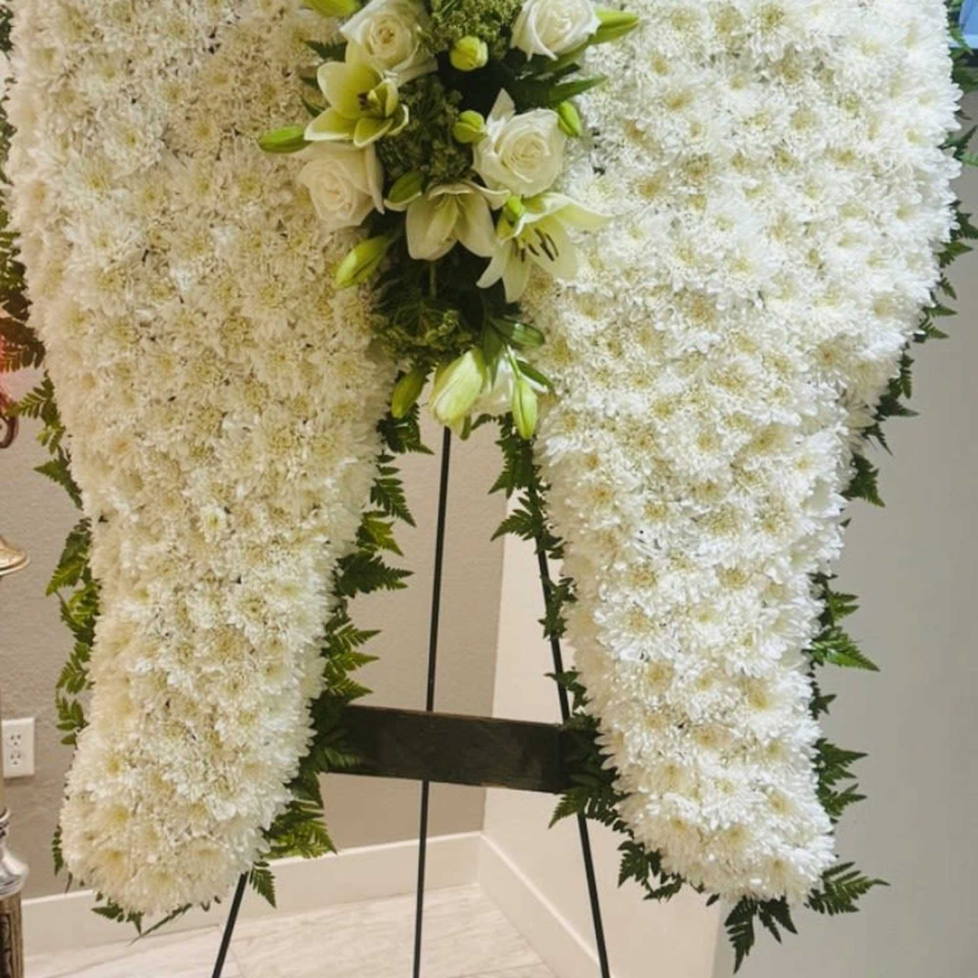 Small Angel wings 10x26
Large 31x35 
Any color choice