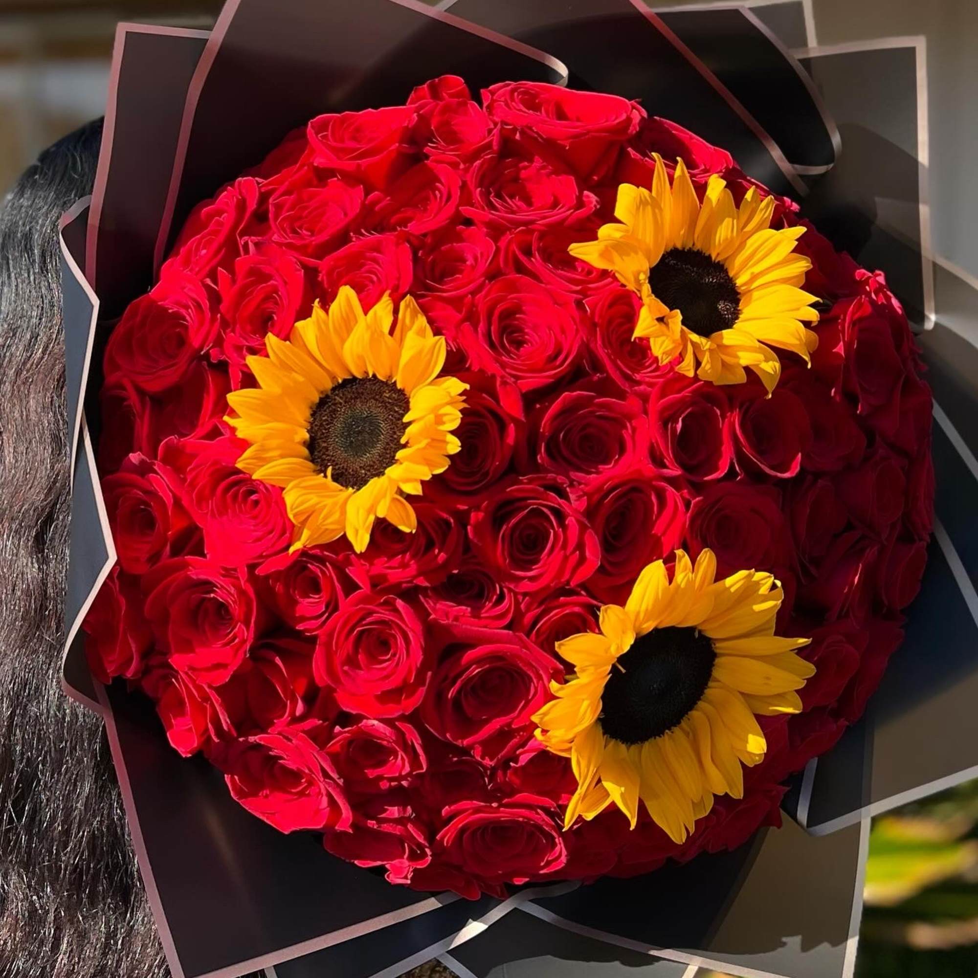 Perfect rose and sunflower bouquet that speaks for itself!