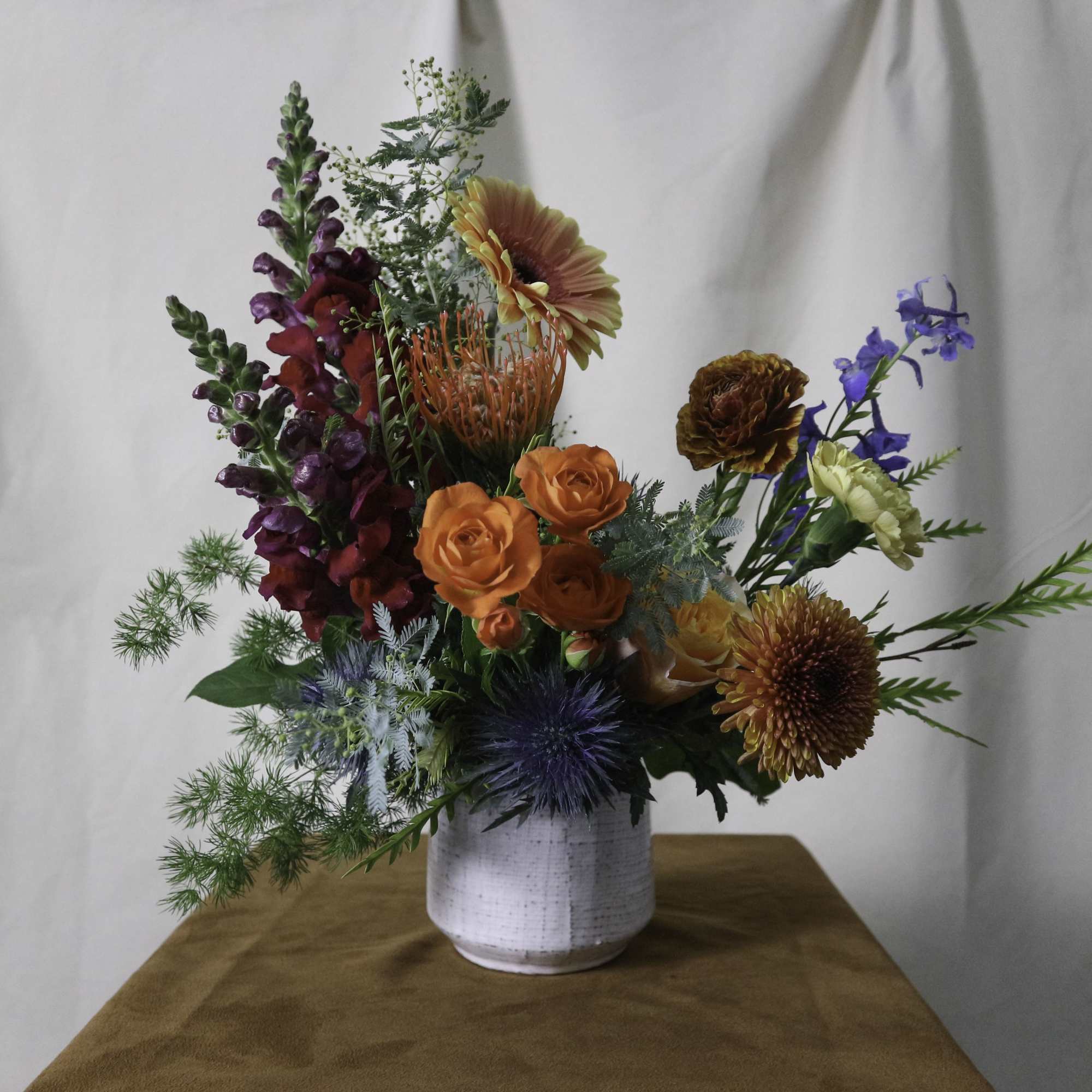 Leave it to us to create something stunning! Our Designer&rsquo;s Choice vase