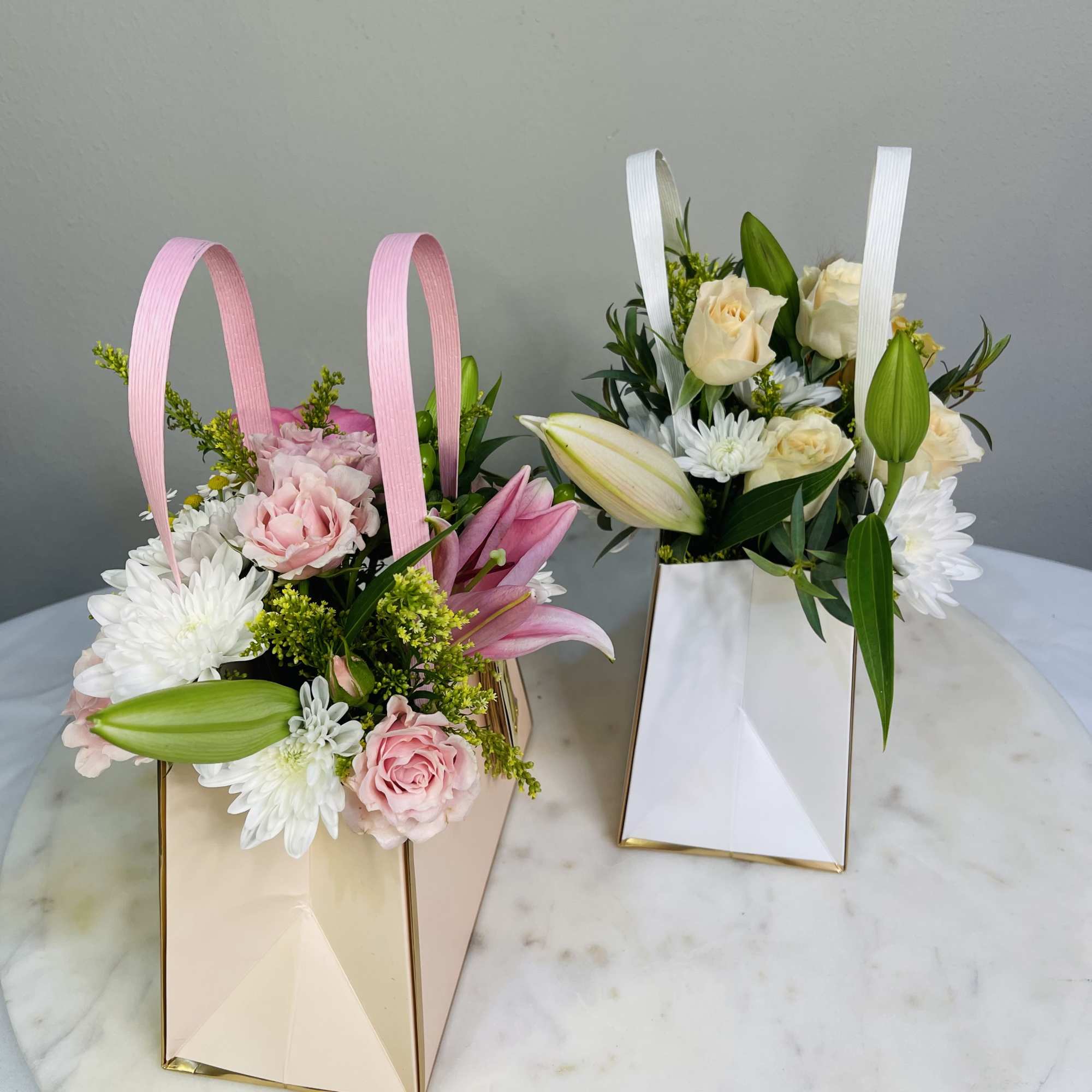 The perfect blend of elegance and charm in a delightful soft pink The perfect blend of elegance and charm in a delightful soft pink