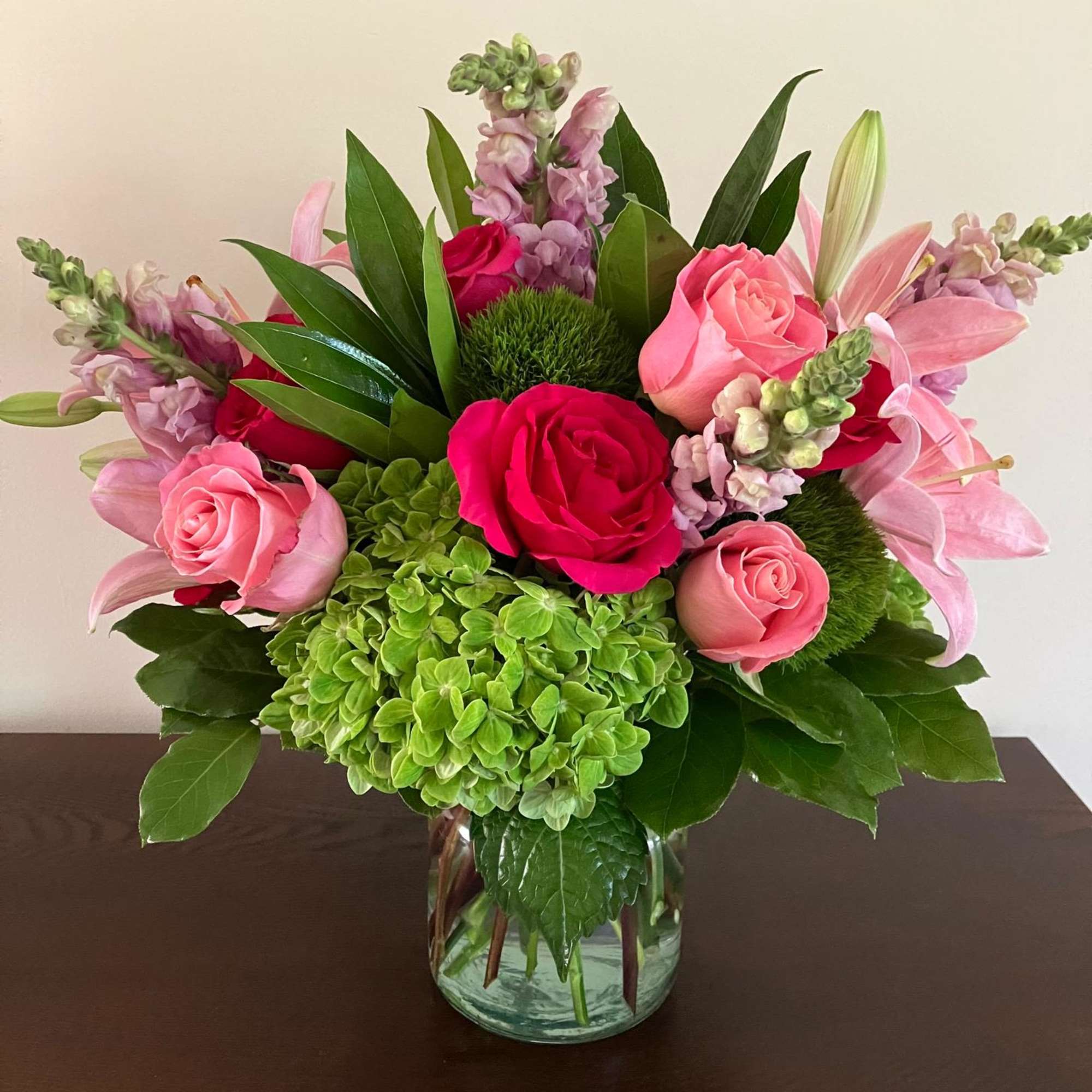 All Occasion
Glass Pot
&bull; Place your Order Online Monday to Saturday before 1:00