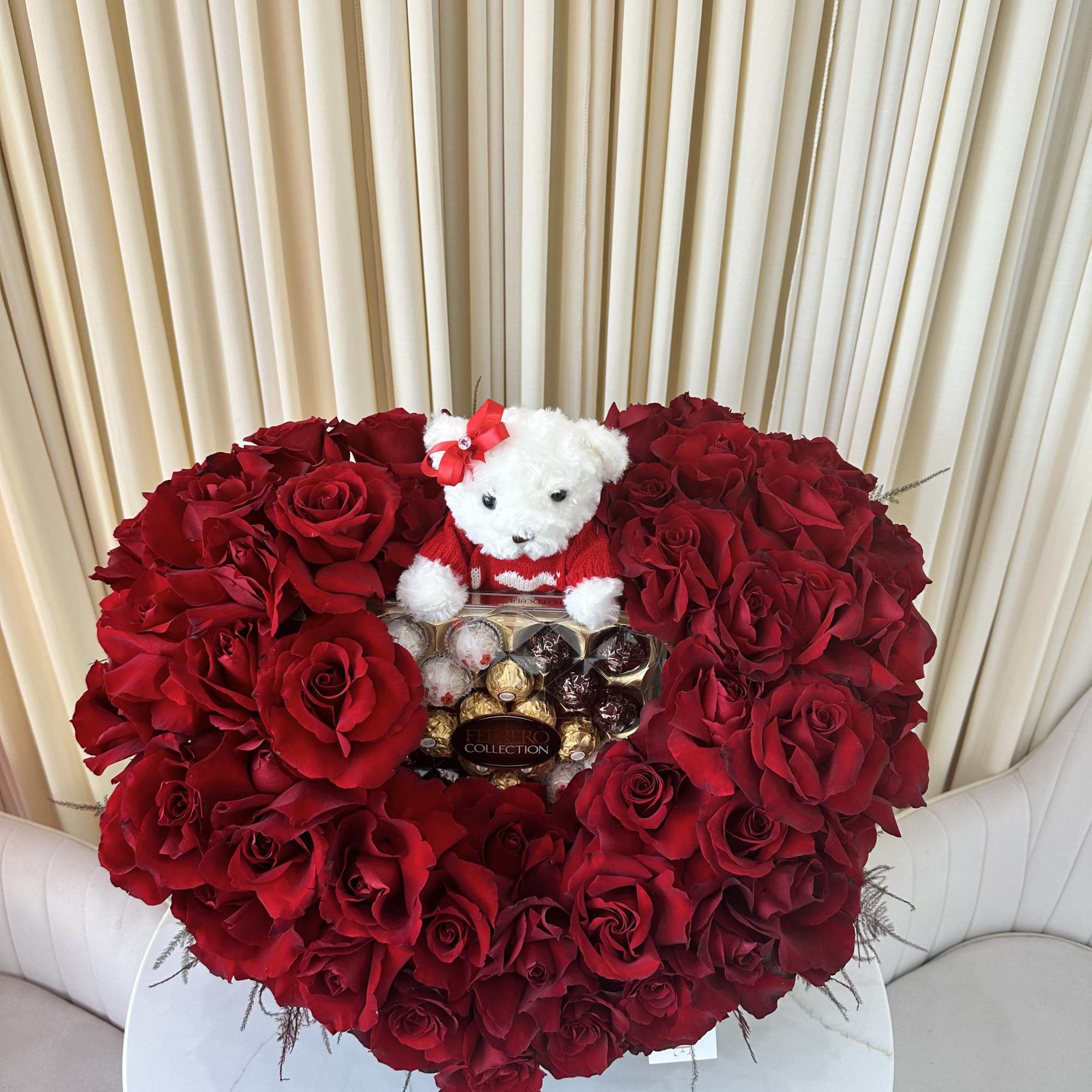 Ignite the Spark of Love: A Heartbeat of Roses, Cuddles, and Sweetness
Picture