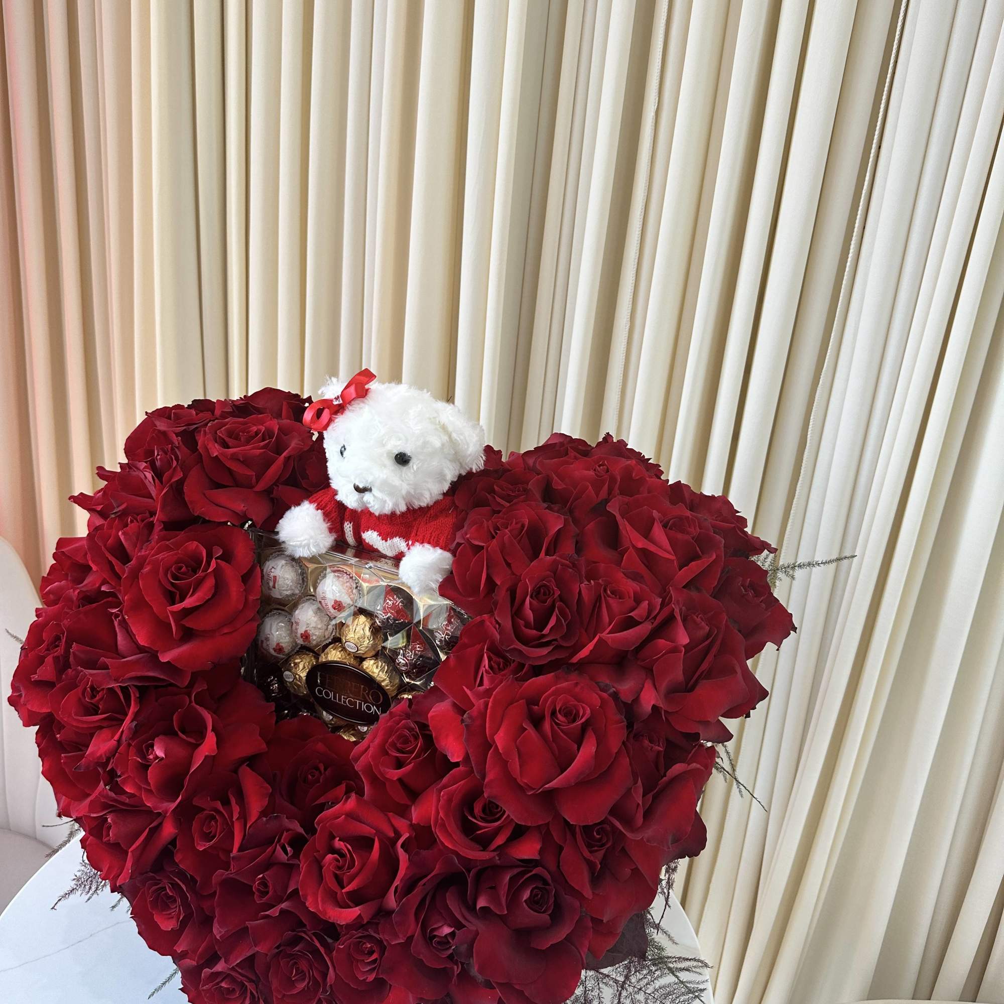 Ignite the Spark of Love: A Heartbeat of Roses, Cuddles, and Sweetness
Picture