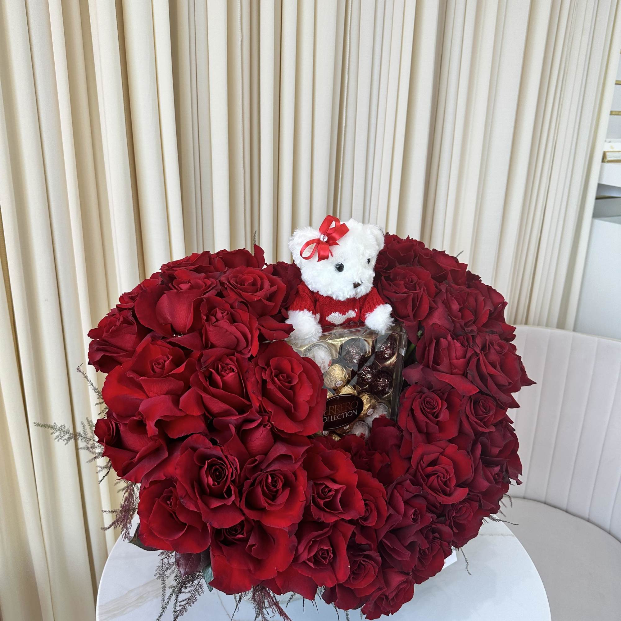 Ignite the Spark of Love: A Heartbeat of Roses, Cuddles, and Sweetness
Picture