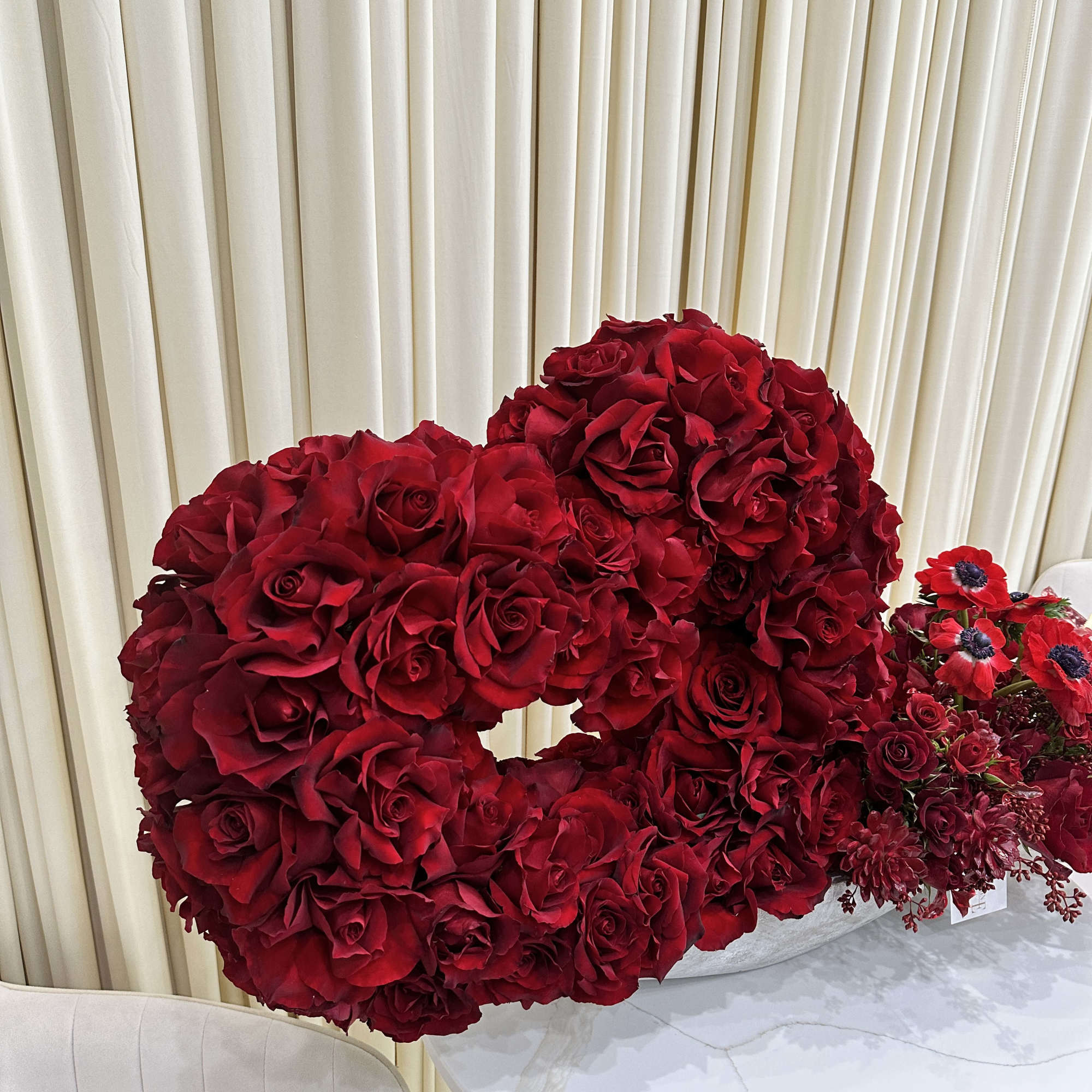 Capture Hearts with this Enchanting Red Rose Masterpiece

Let love bloom with this