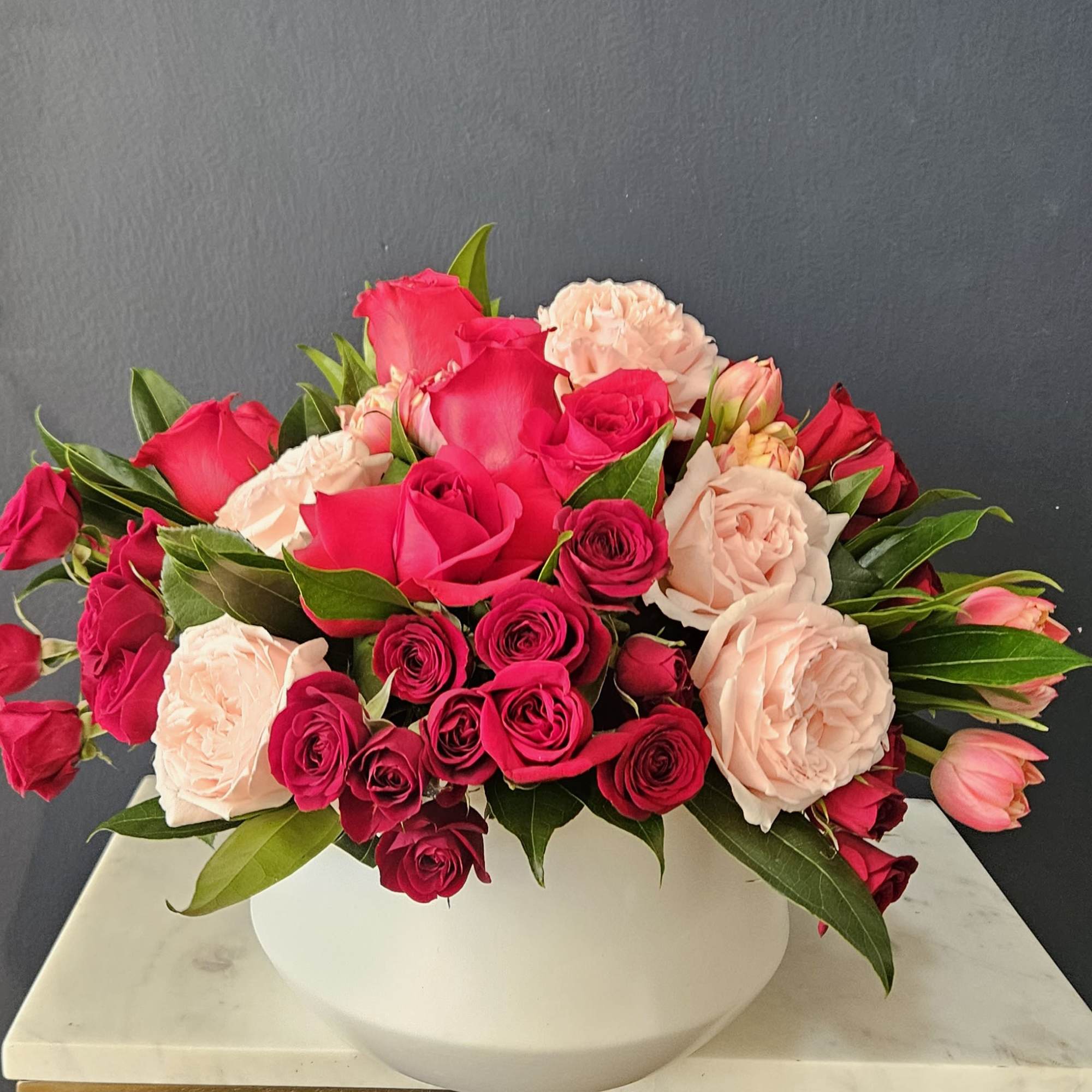 お得な情報満載 York, New in Exquisite NY NYC Flowers Fresco | スノーボード