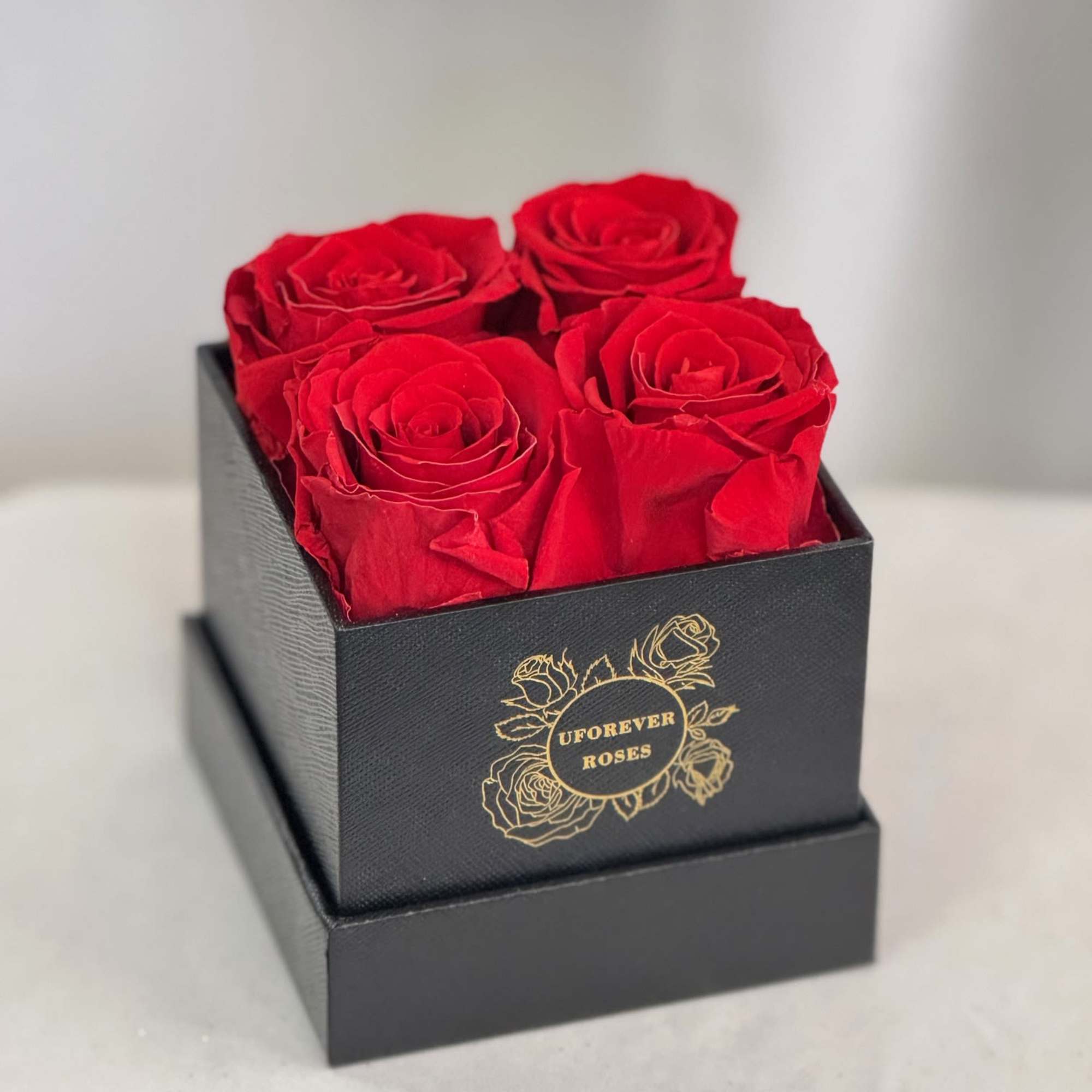 A lasting luxurious gift of roses, that will  impress your special