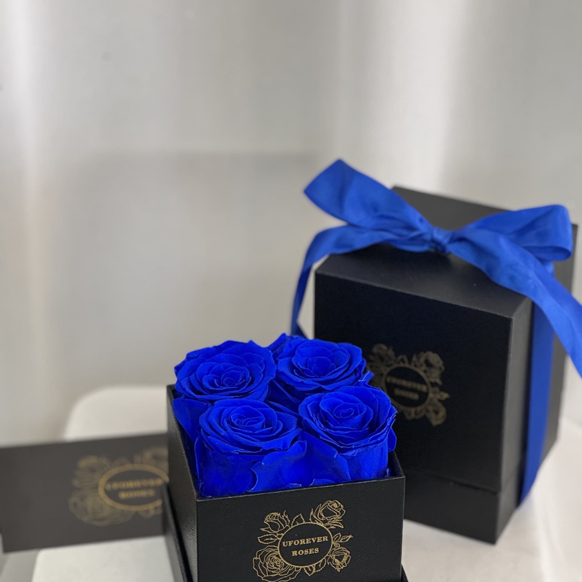 A lasting luxurious gift of roses, that will impress your special someone