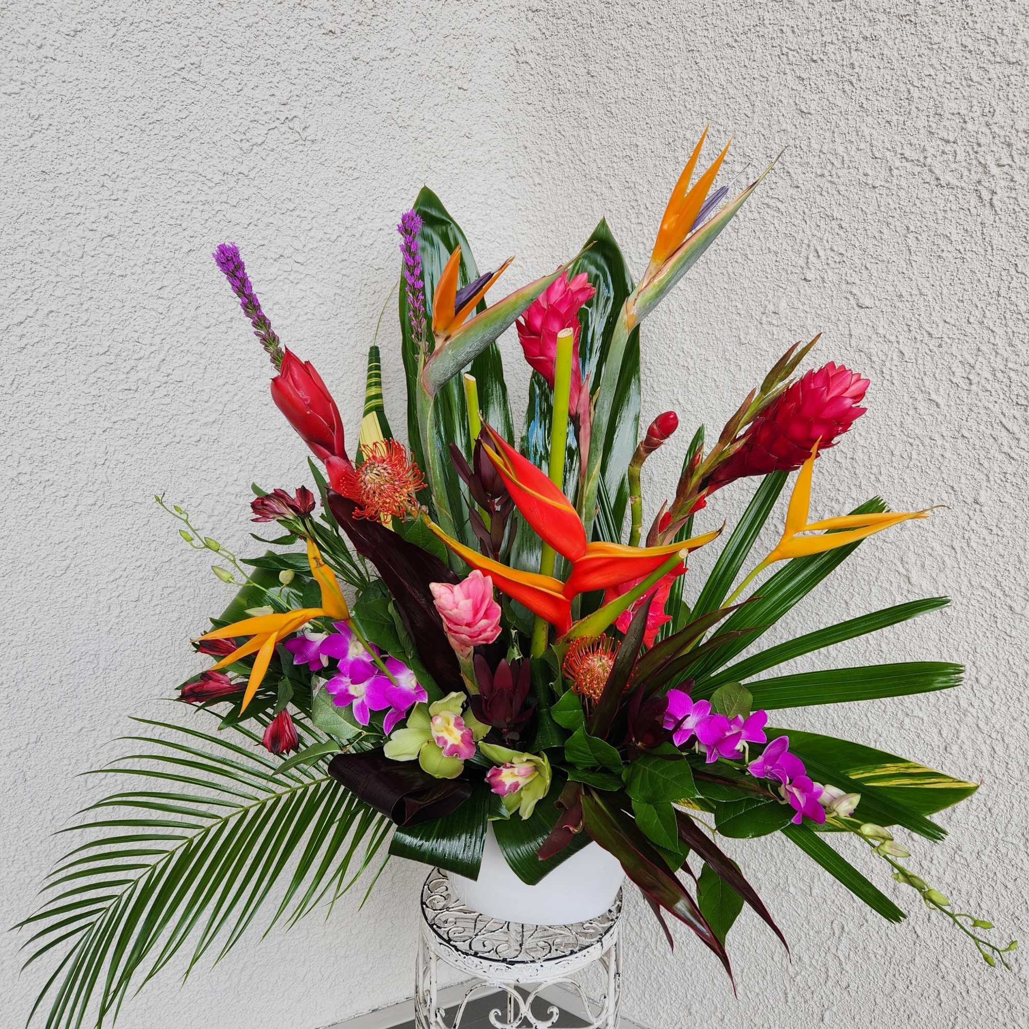 Please order with one week to ensure we have tropical available. This