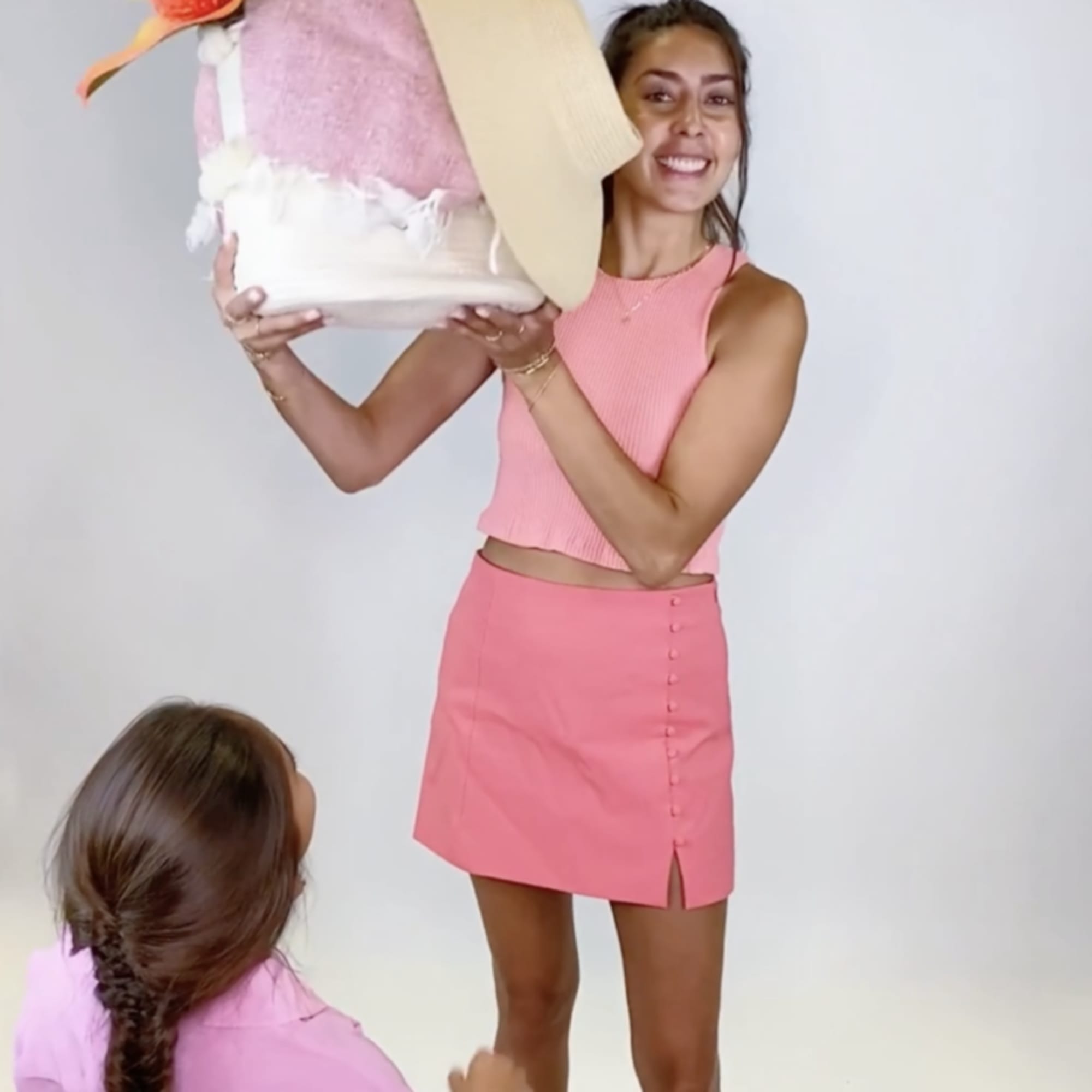 - FLORAL ARRANGEMENTS NEON TROPICAL FLORAL ARRANGEMENT
- OFF-WHITE WOVEN TOTE
- BEACH BLANKET
-