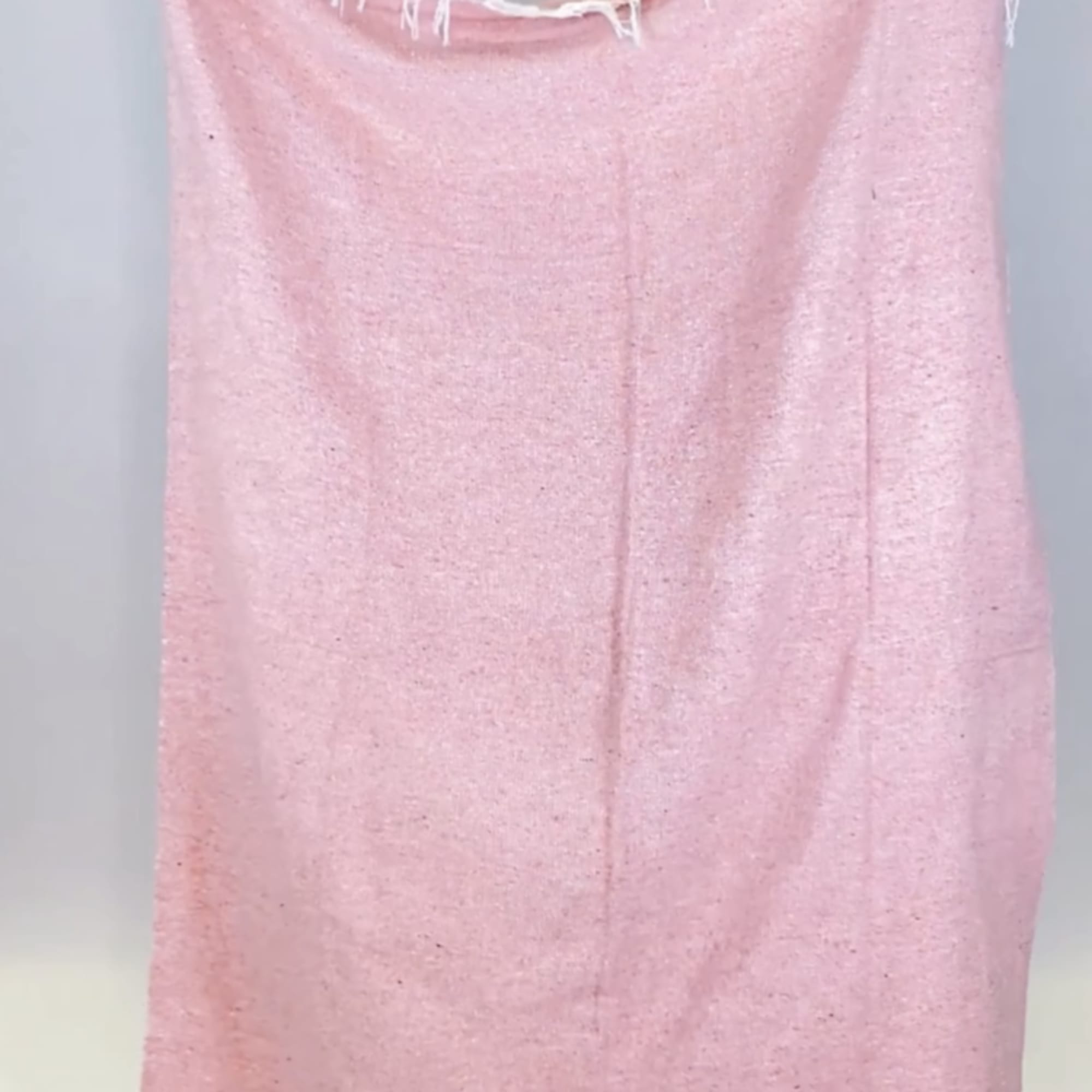 - FLORAL ARRANGEMENTS NEON TROPICAL FLORAL ARRANGEMENT
- OFF-WHITE WOVEN TOTE
- BEACH BLANKET
-