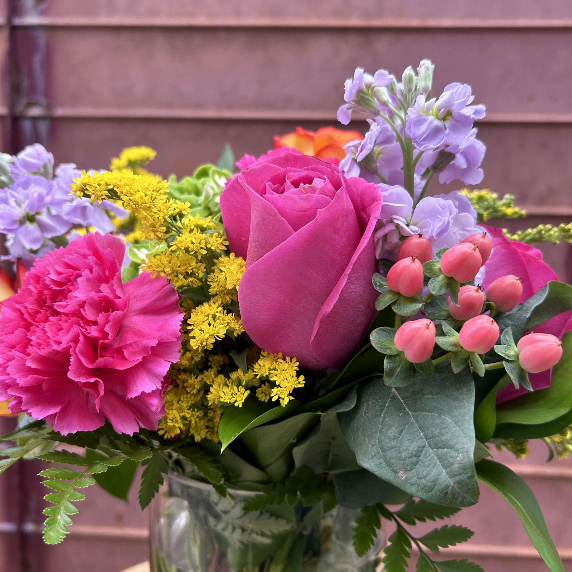  Pink Roses, Peach roses, carnations, saladego, green Hydrangeas