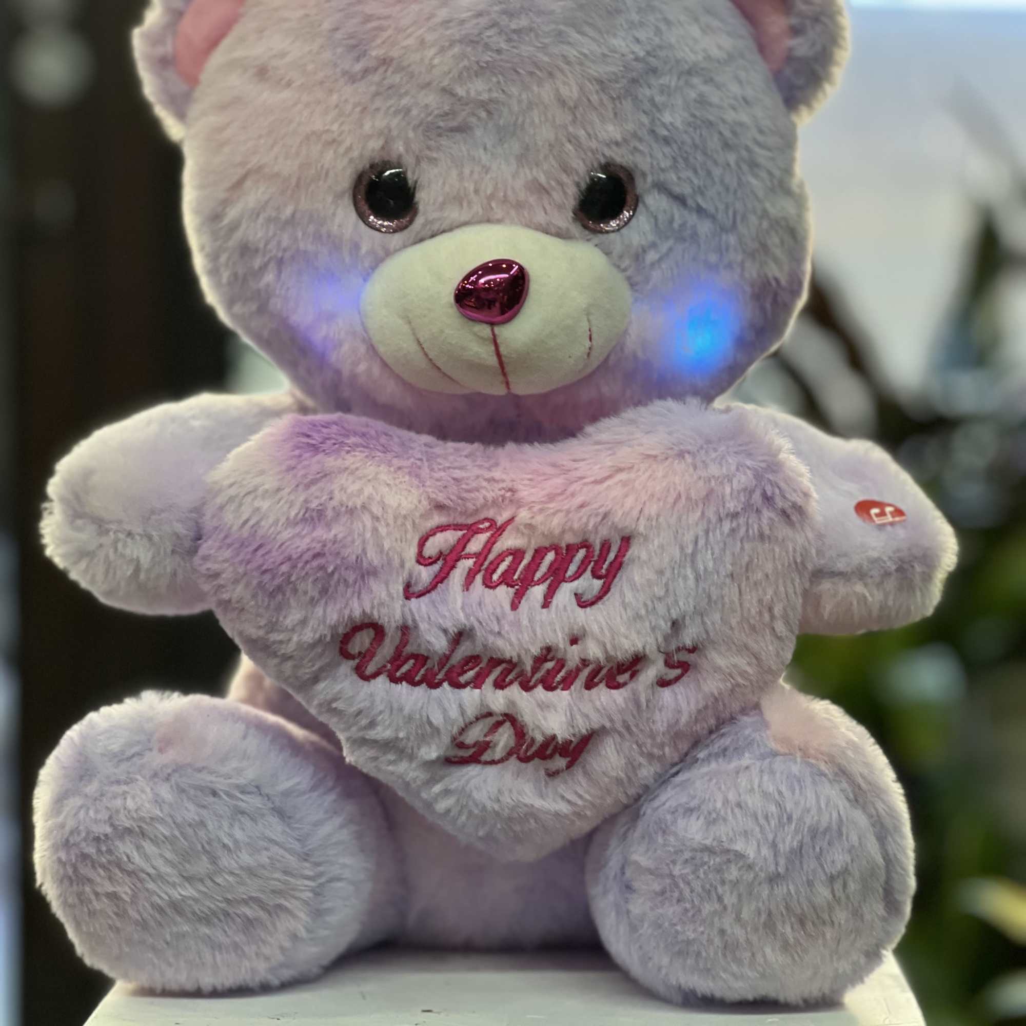 The soft and cute bear plush with music is a perfect Valentine&rsquo;s