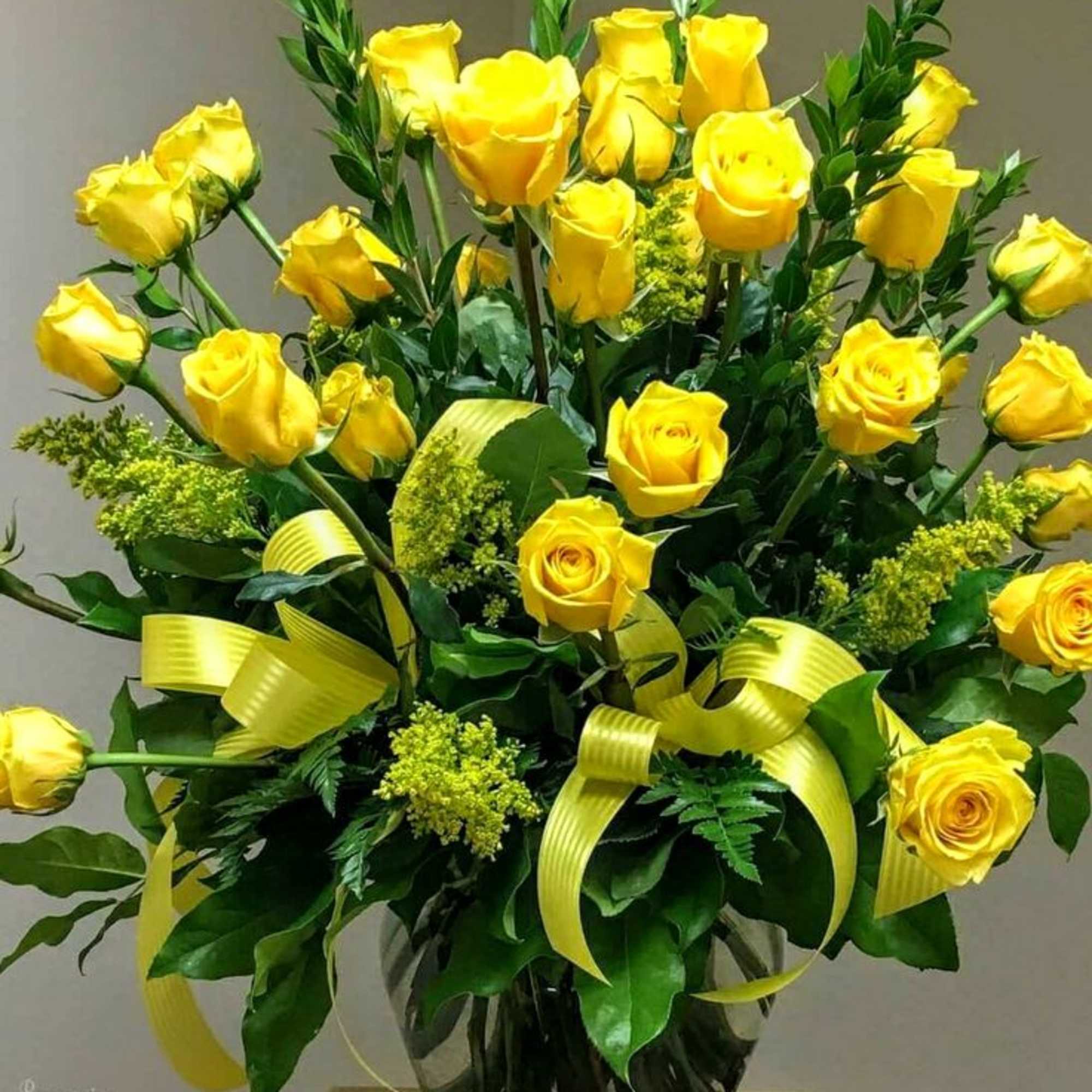 Brighten any celebration with a beautiful and brilliant bouquet of premium long-stem Brighten any celebration with a beautiful and brilliant bouquet of premium long-stem