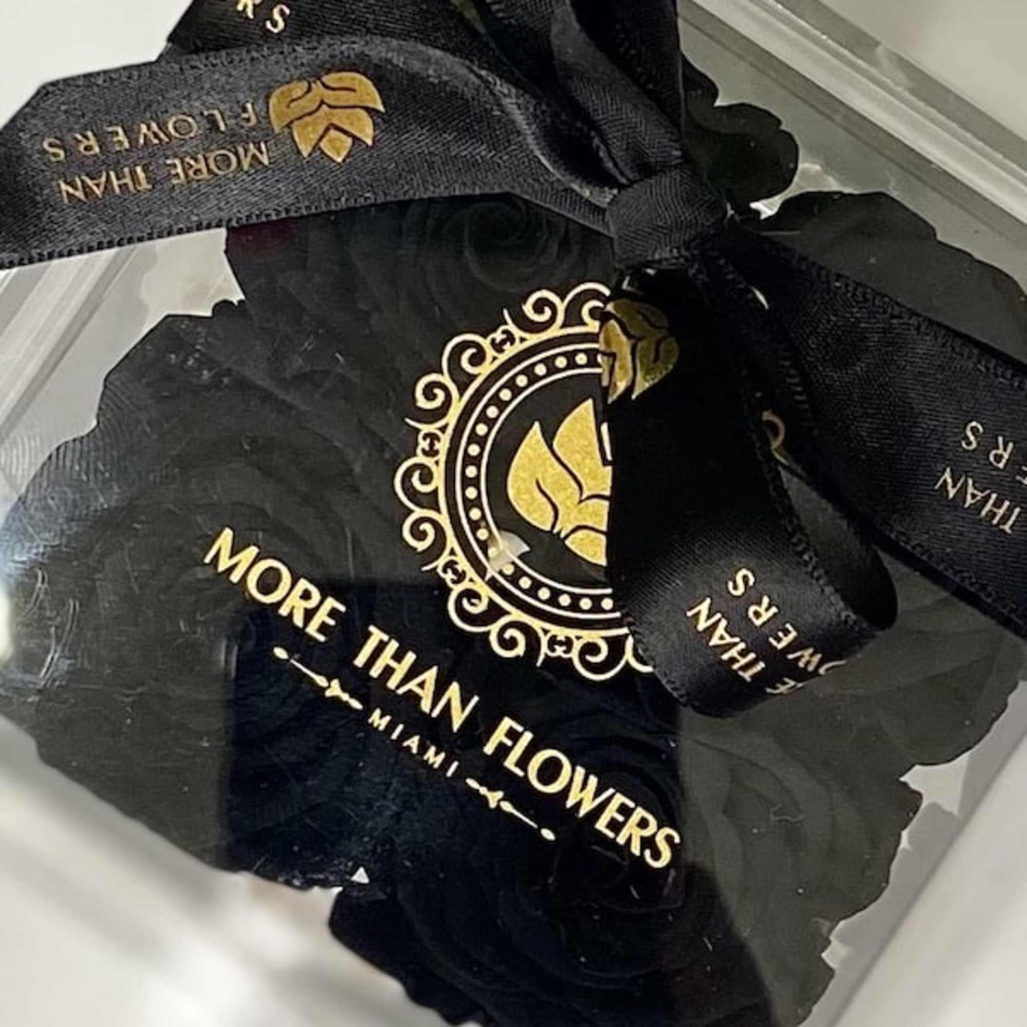 Eternal Roses Acrylic Box (4 Roses): We stopped the clock for our