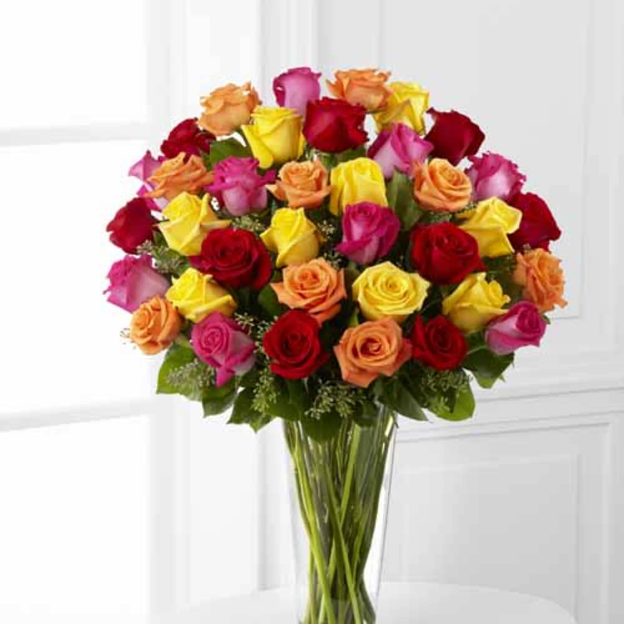 Looking for the perfect gift? Look no further! We offer beautiful arrangements