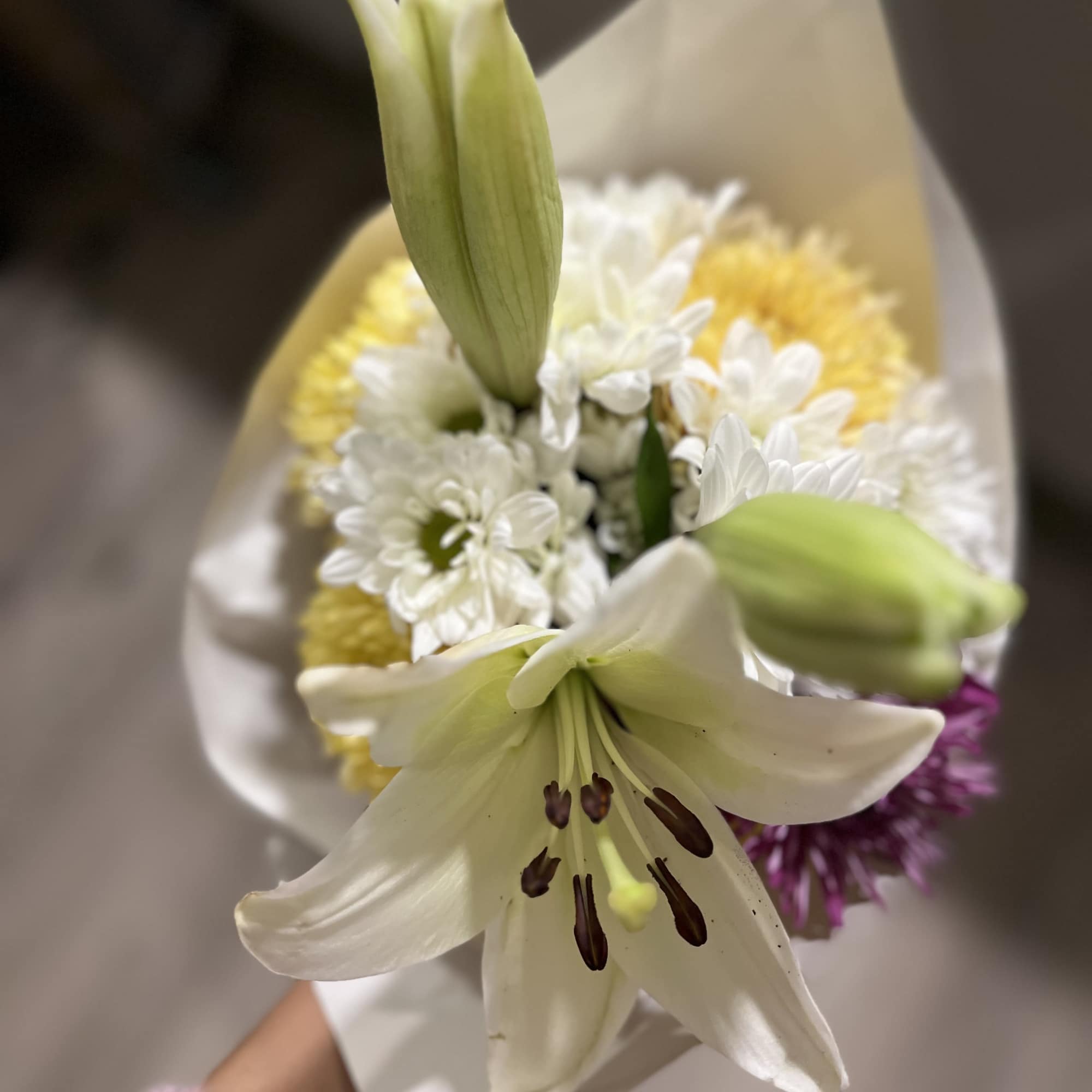 This bouquet is the best way to show appreciation and gratitude. This