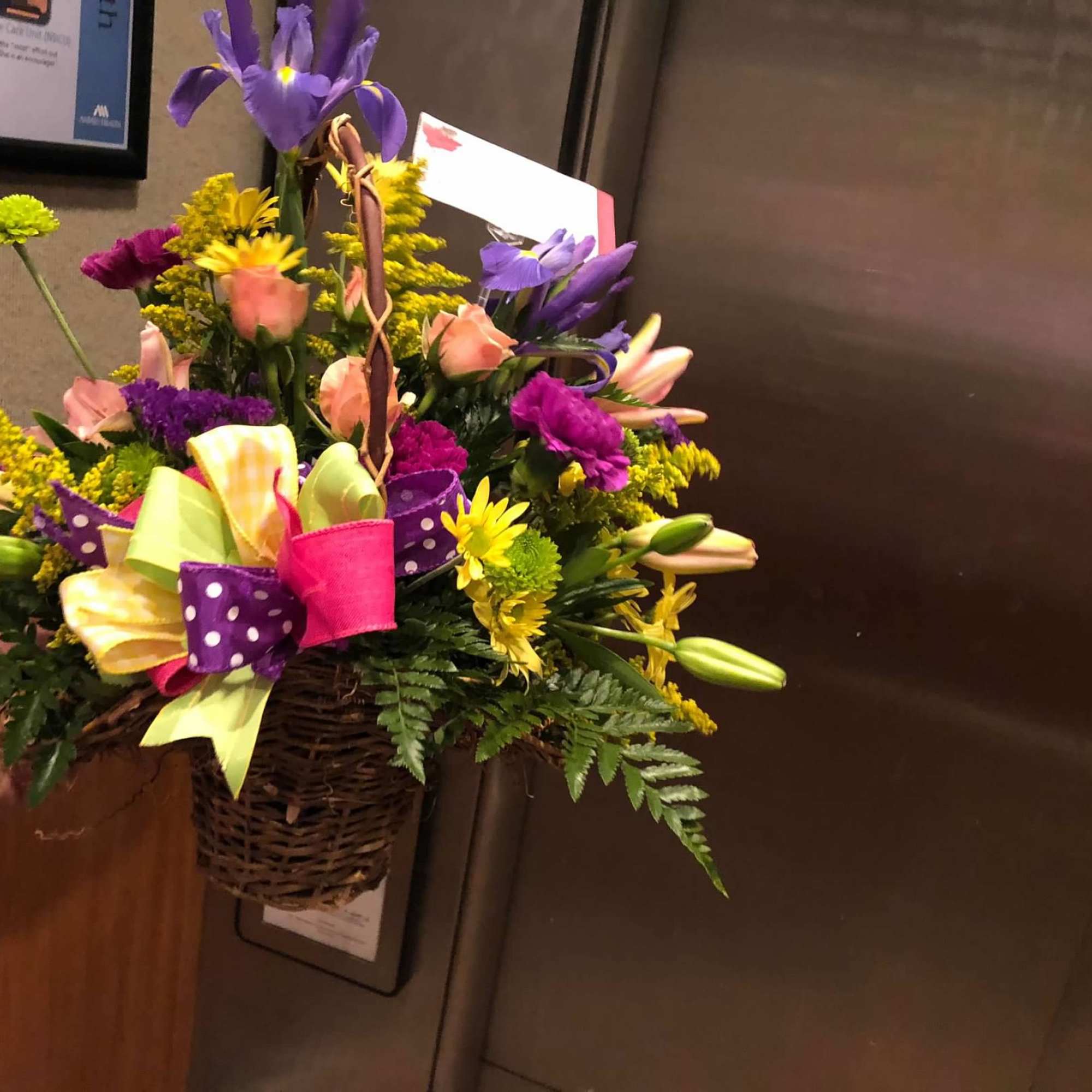 Designer's Choice - Vibrant Colors
 Let us create a beautiful arrangement of