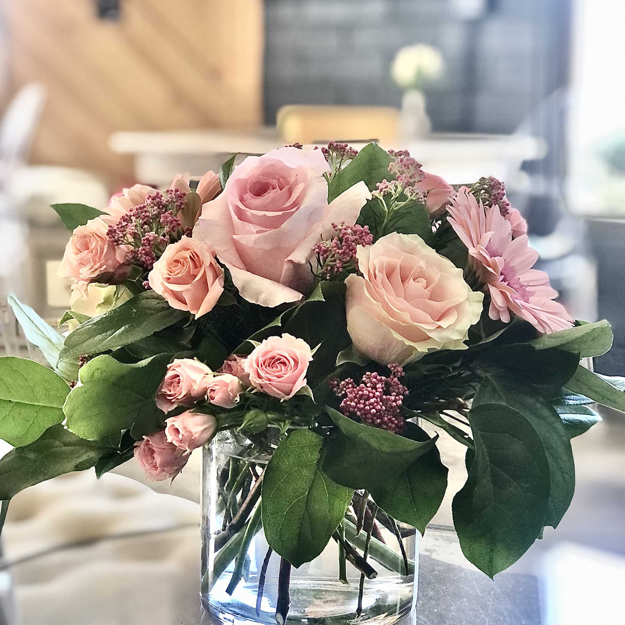 A soft and feminine way to spread cheer! Whether sending best wishes A soft and feminine way to spread cheer! Whether sending best wishes