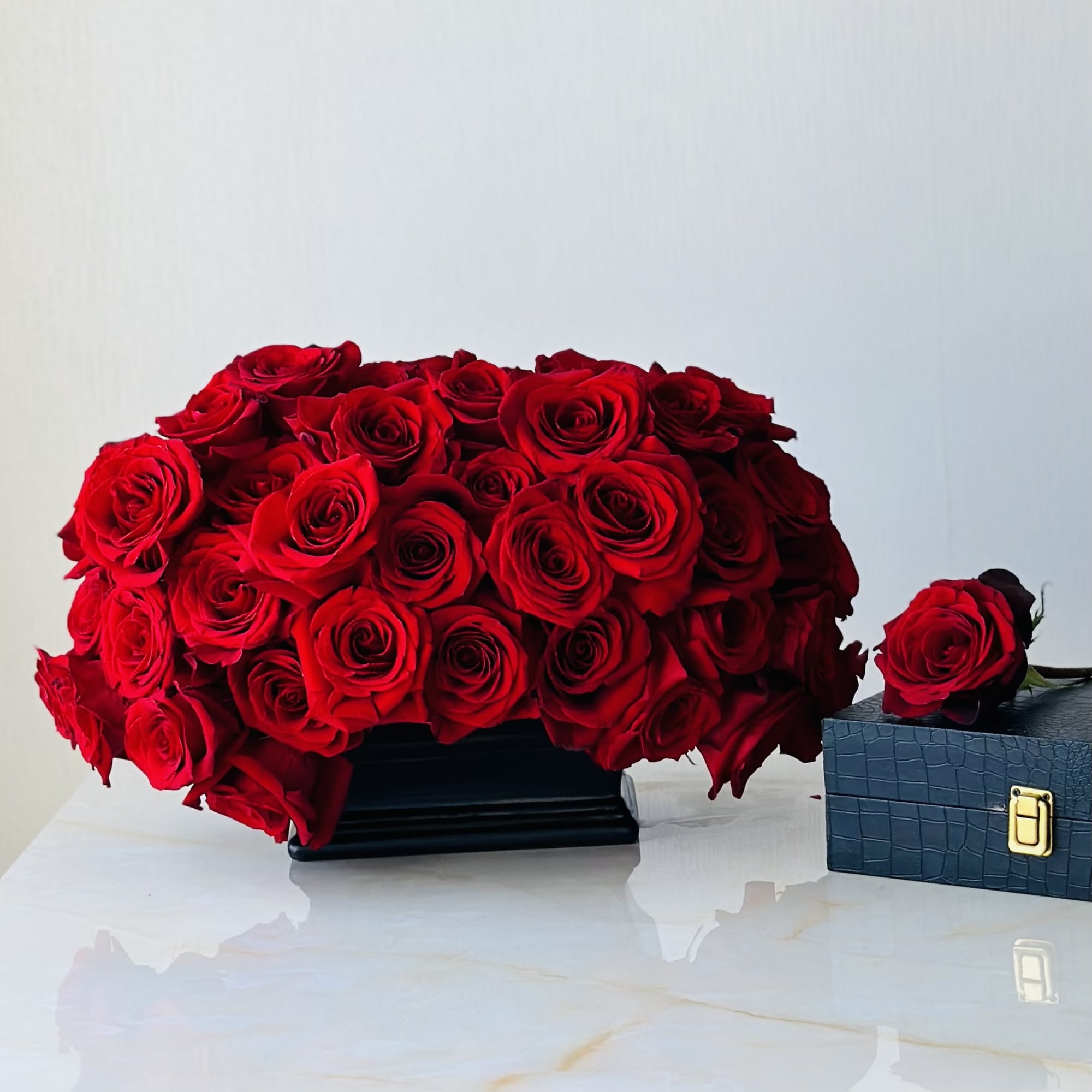 Red roses are the perfect romantic gift to send to the one