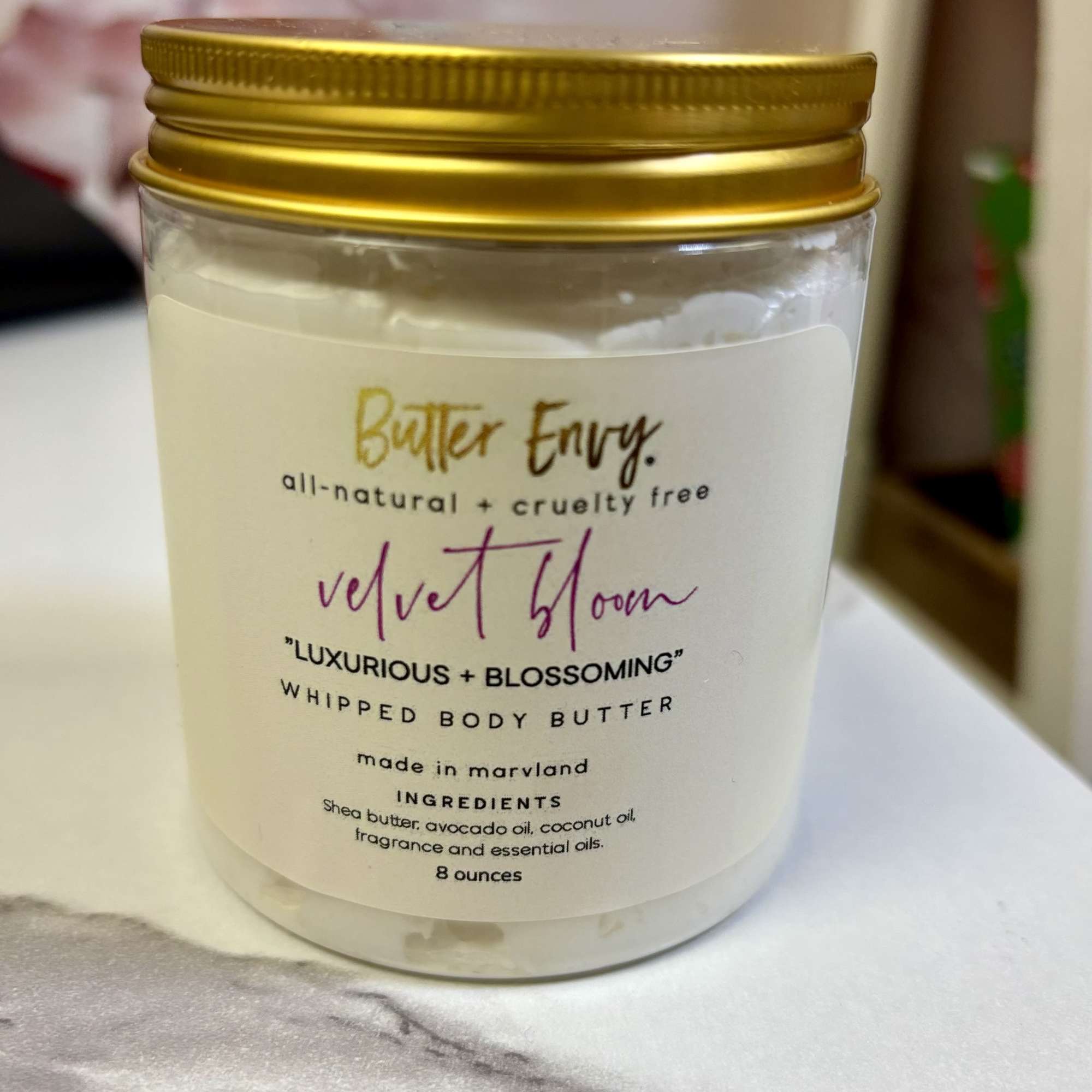 Ultimate Bloom Gift Box – The Perfect All-in-One Surprise! 
Give the gift Ultimate Bloom Gift Box – The Perfect All-in-One Surprise! 
Give the gift