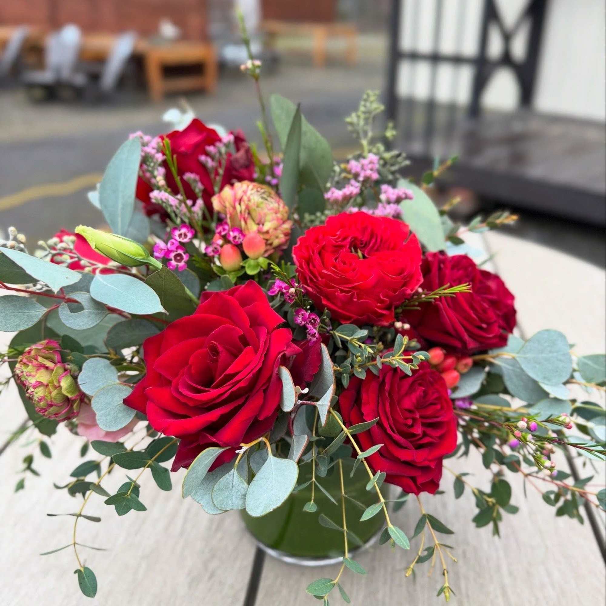 Do you get overwhelmed when choosing an arrangement? Then this is for